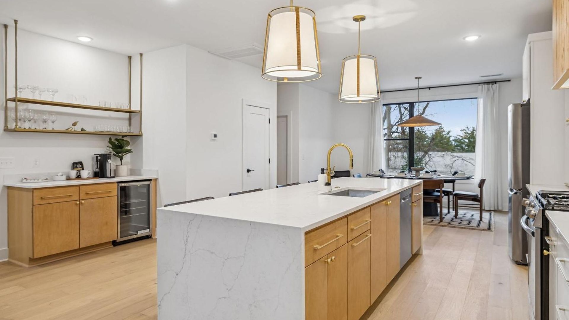 Apartment New Modern Escape With Rooftop Hot Tub Nashville