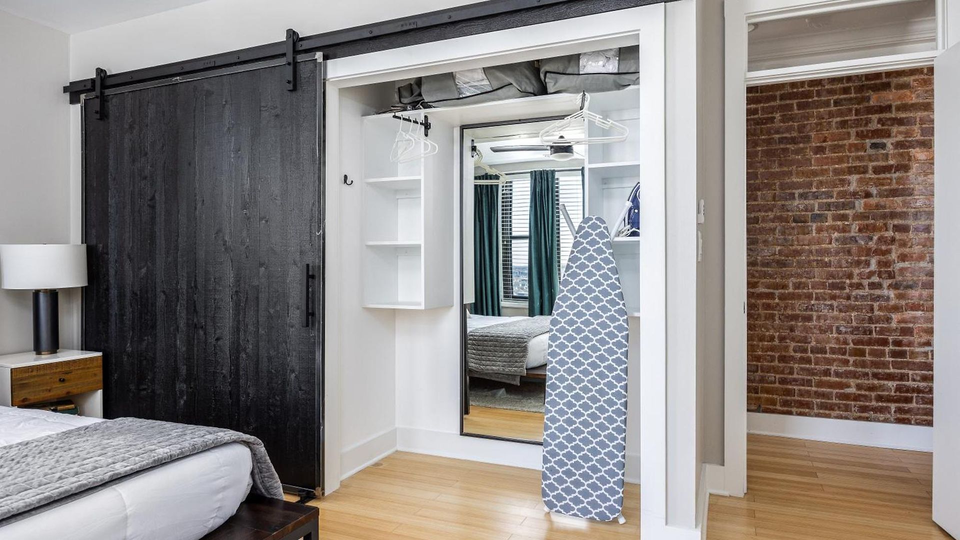 Music Views Downtown - Parking Included Apartment Nashville