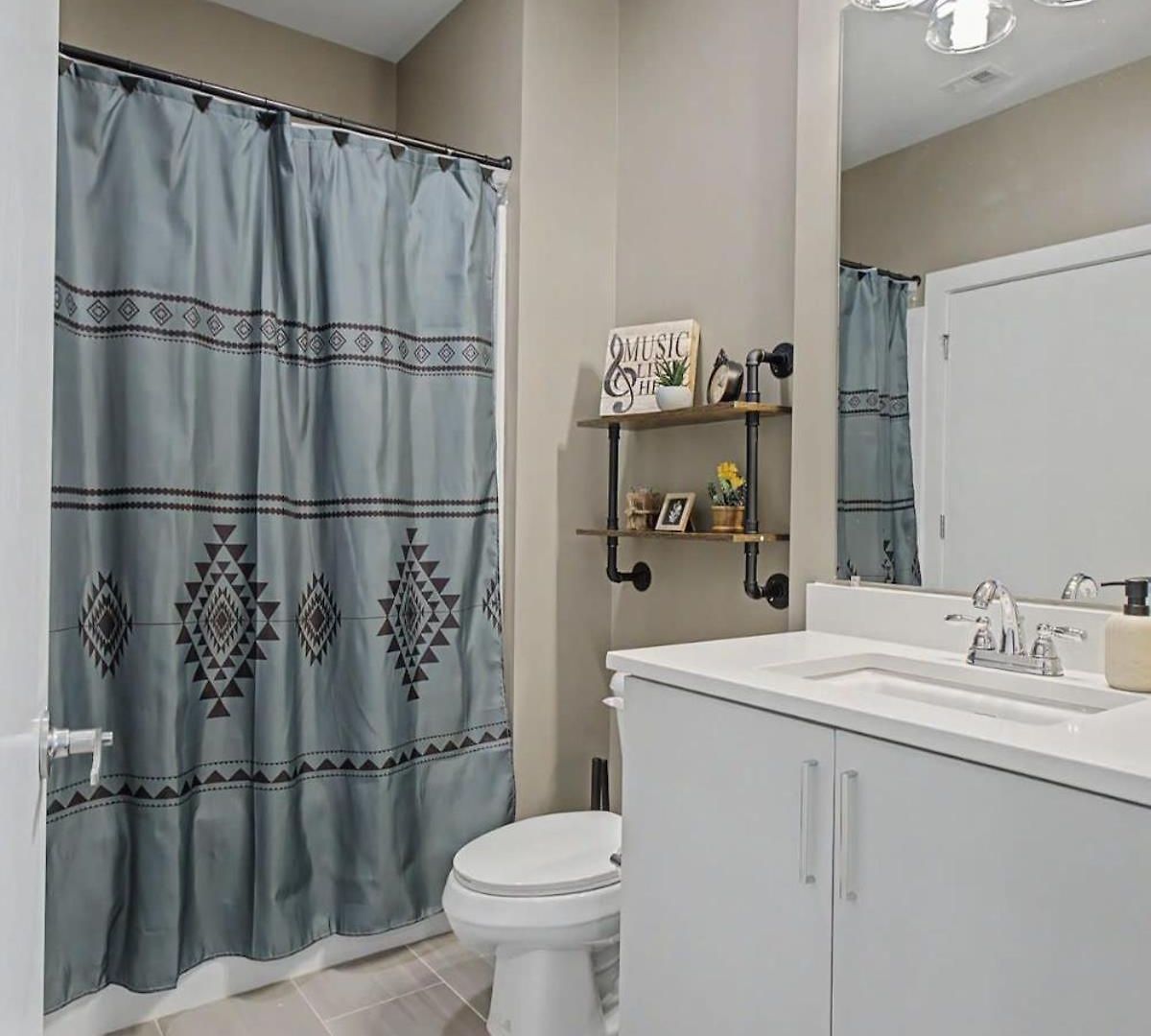 2br In Walkable Area & 5 Mins To Broadway Apartment Nashville