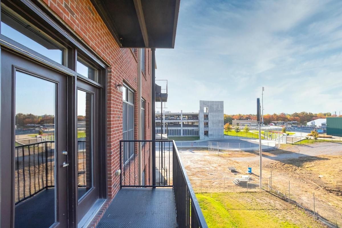 Beautiful In The Heart Of Downtown Walk To Broadway Apartment *