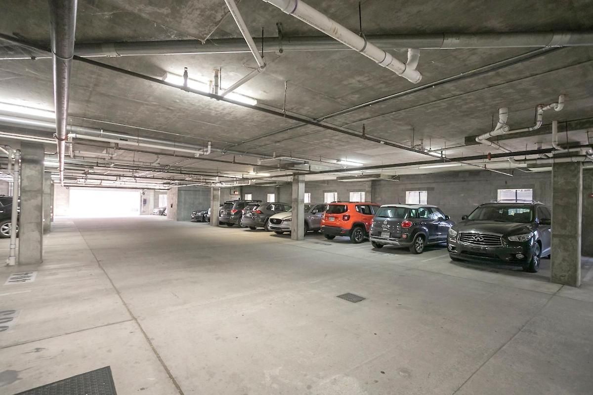 Beautiful In The Heart Of Downtown Walk To Broadway Apartment