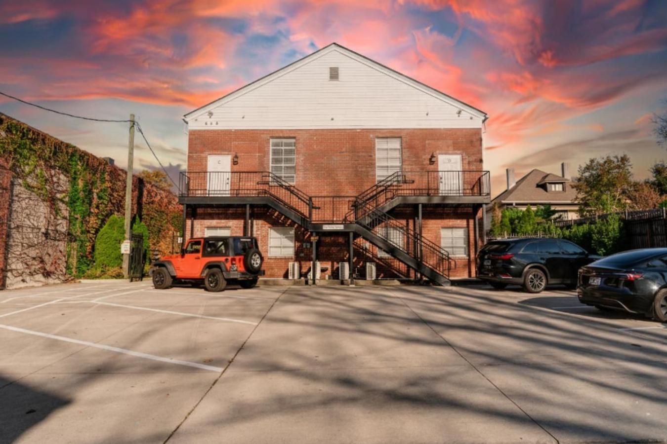 Bright And Cozy Church Conversion1br * Nashville