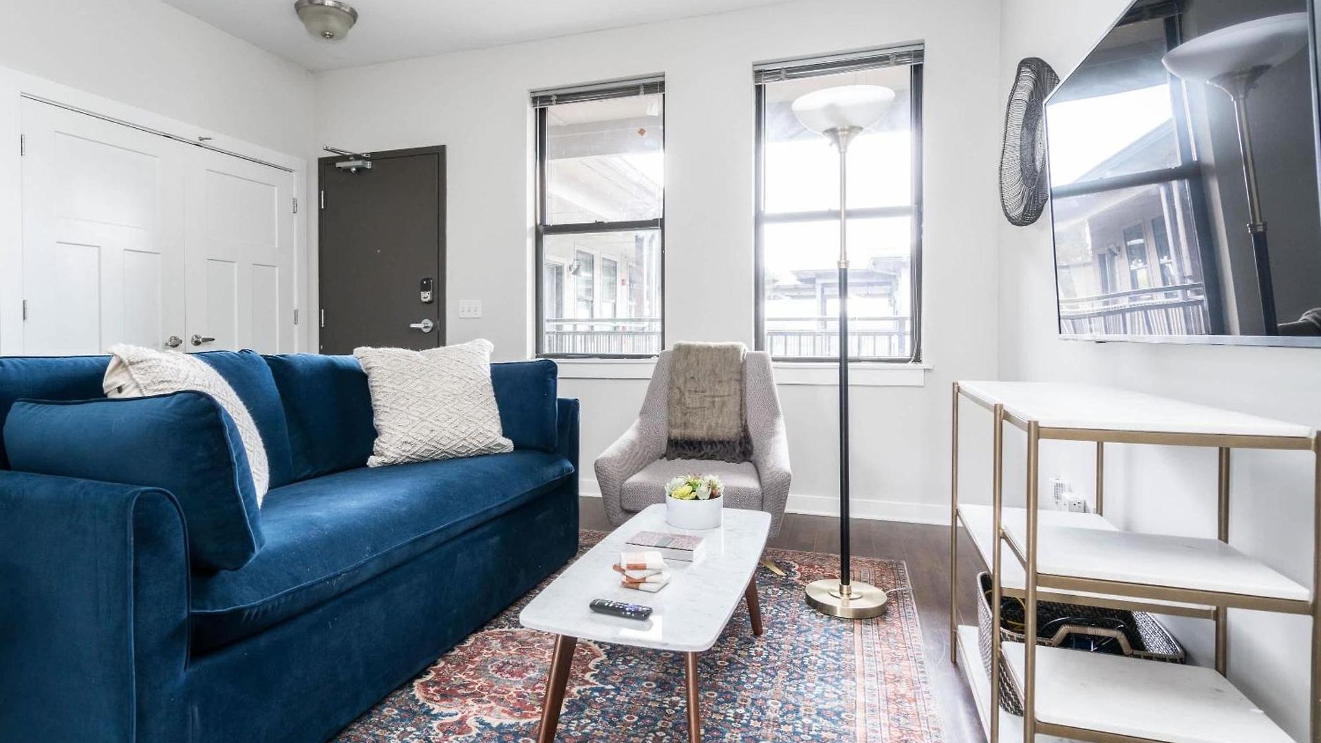 Apartment Two Cozysuites Music Row Lovely In