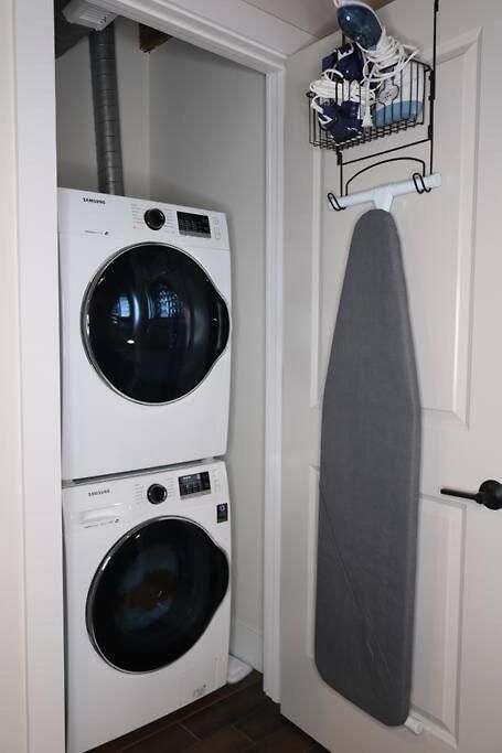 Apartment The 1865 Experience With Speakeasy, Pool & Parking *