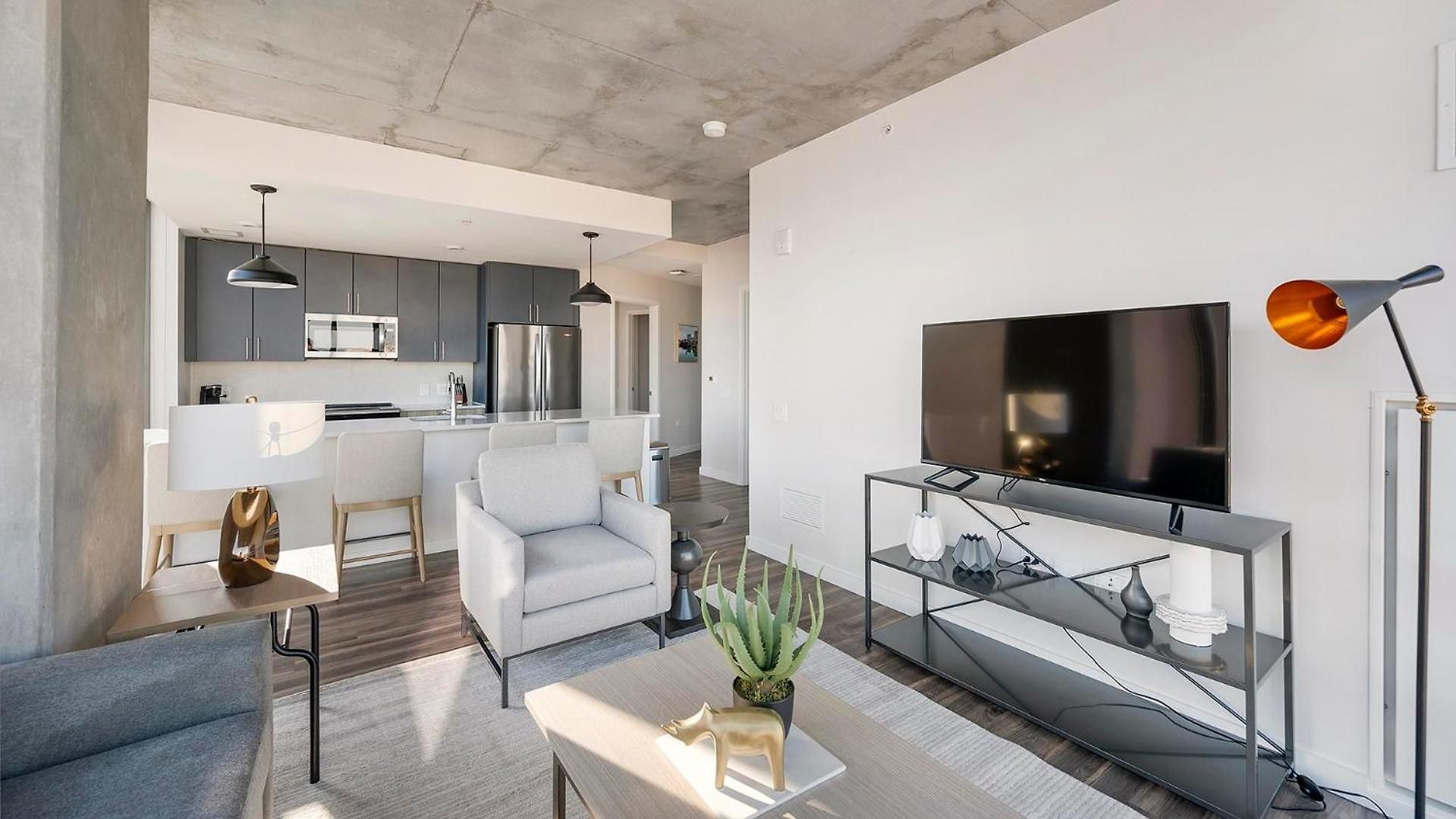 Landing Amazing 2Bd Pool Rooftop Lounge Apartment *
