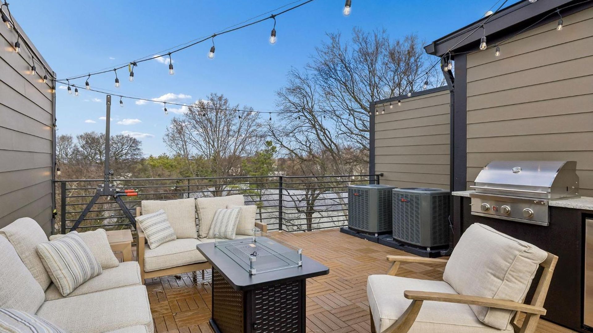 3br Townhome Rooftop Views Hot Tub & Fireplace