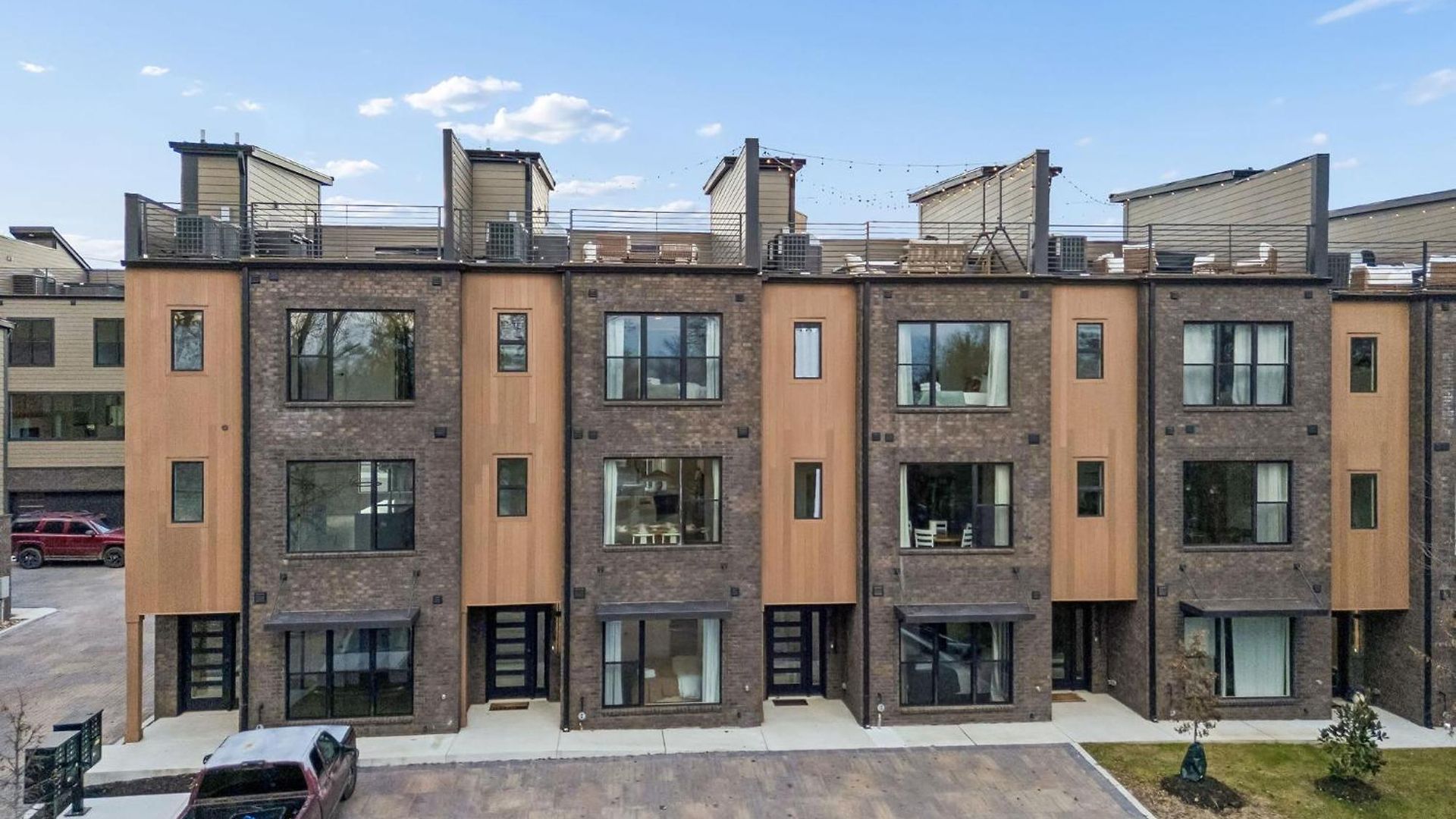 3br Townhome Rooftop Views Hot Tub & Fireplace Nashville