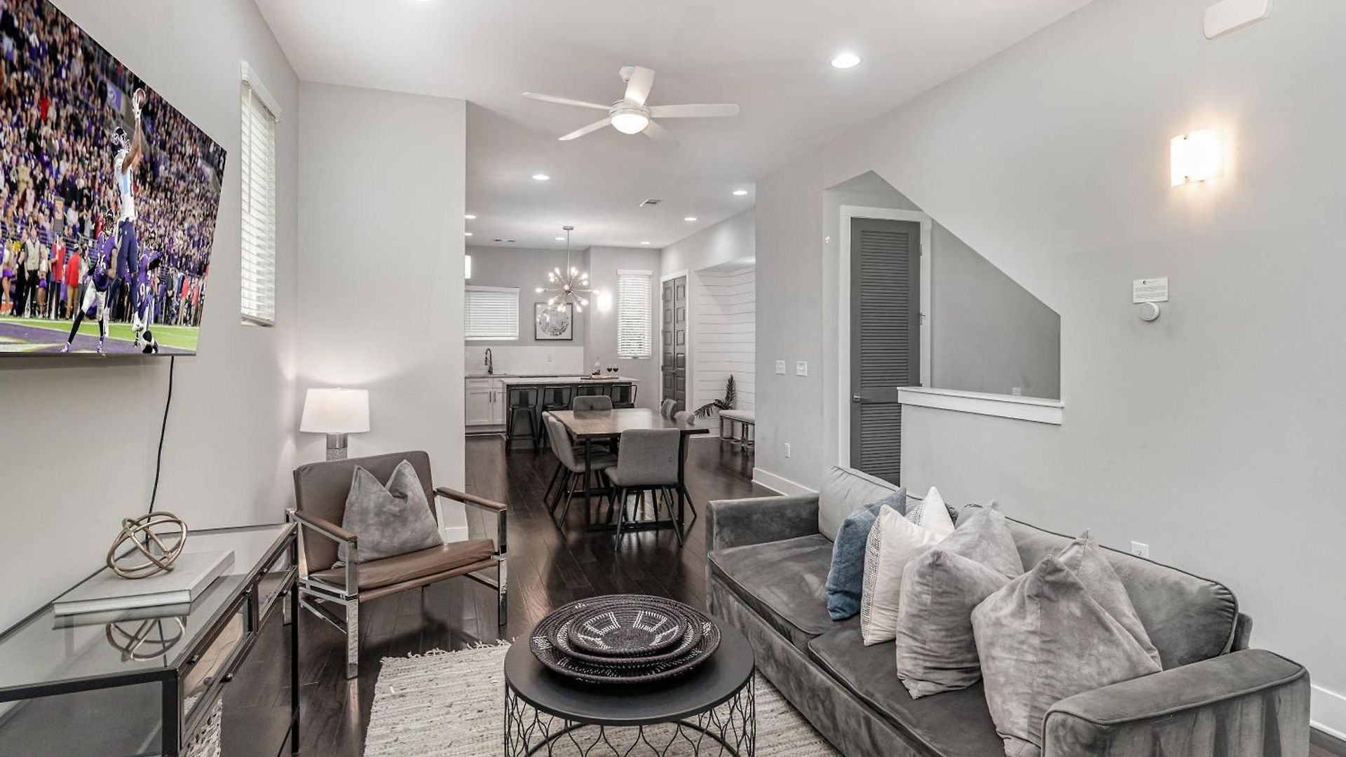 Cypress - Private Rooftop Patio - Mins To Broadway Holiday home Nashville