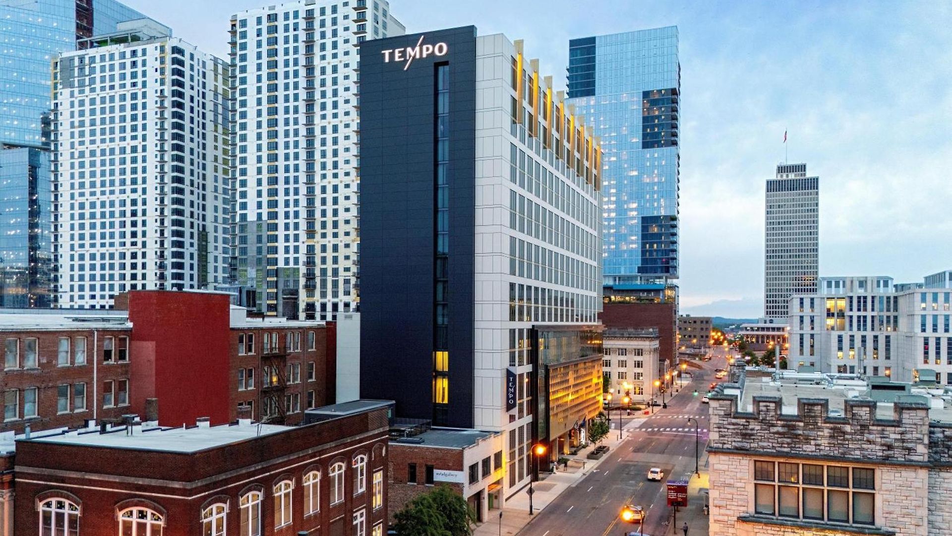 Tempo By Hilton Downtown 3* Nashville