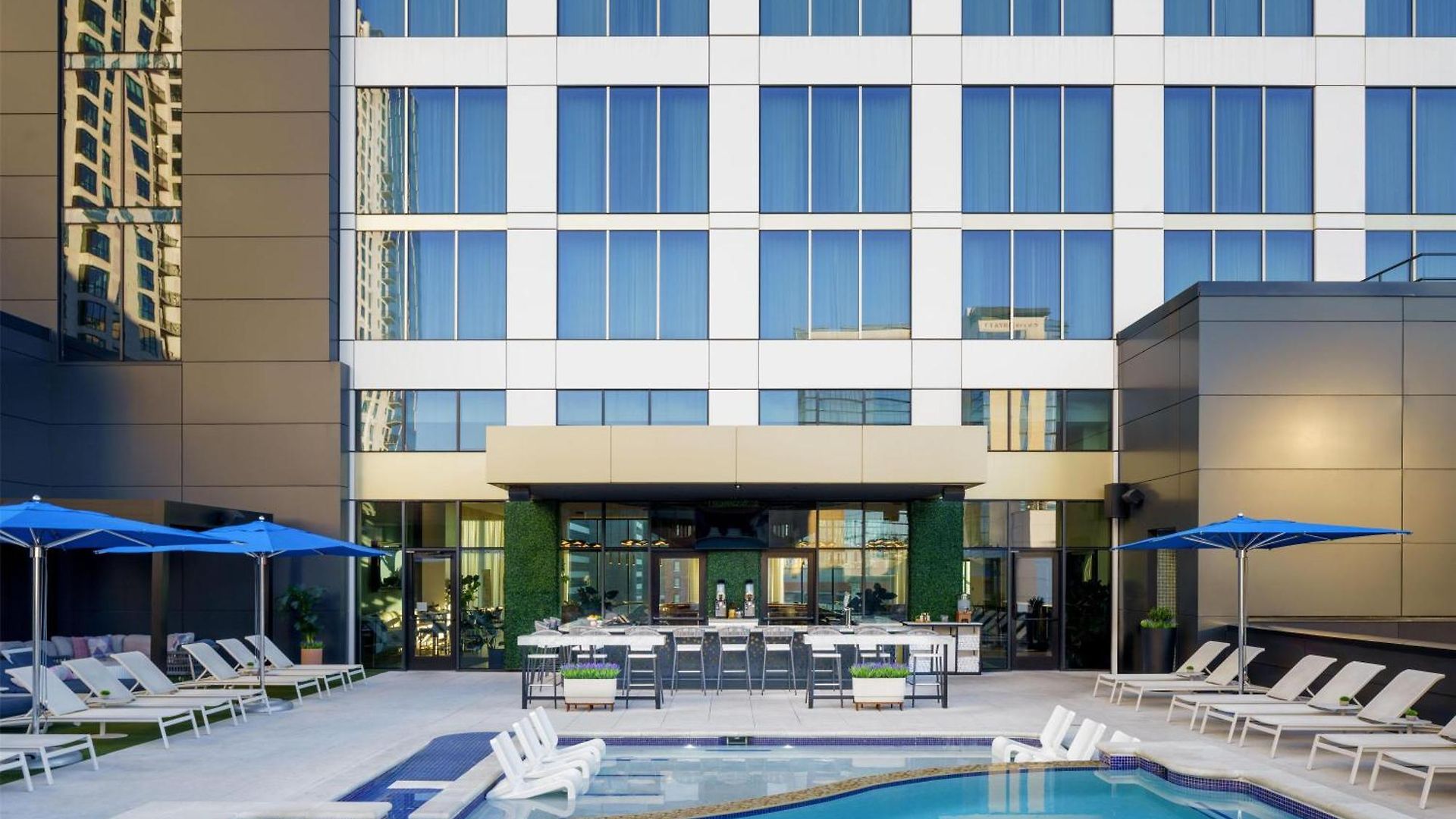 Hotel Tempo By Hilton Downtown 3*