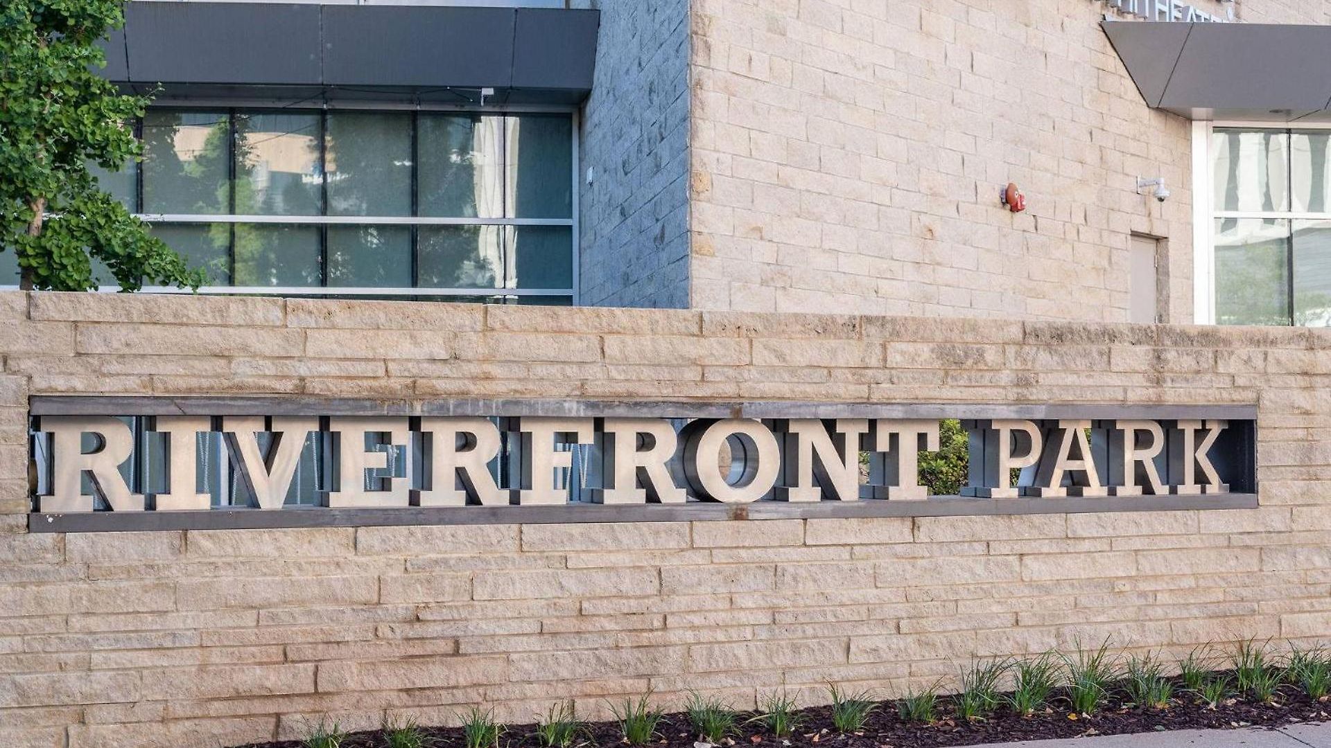 Riverfront 786 Holiday home *
