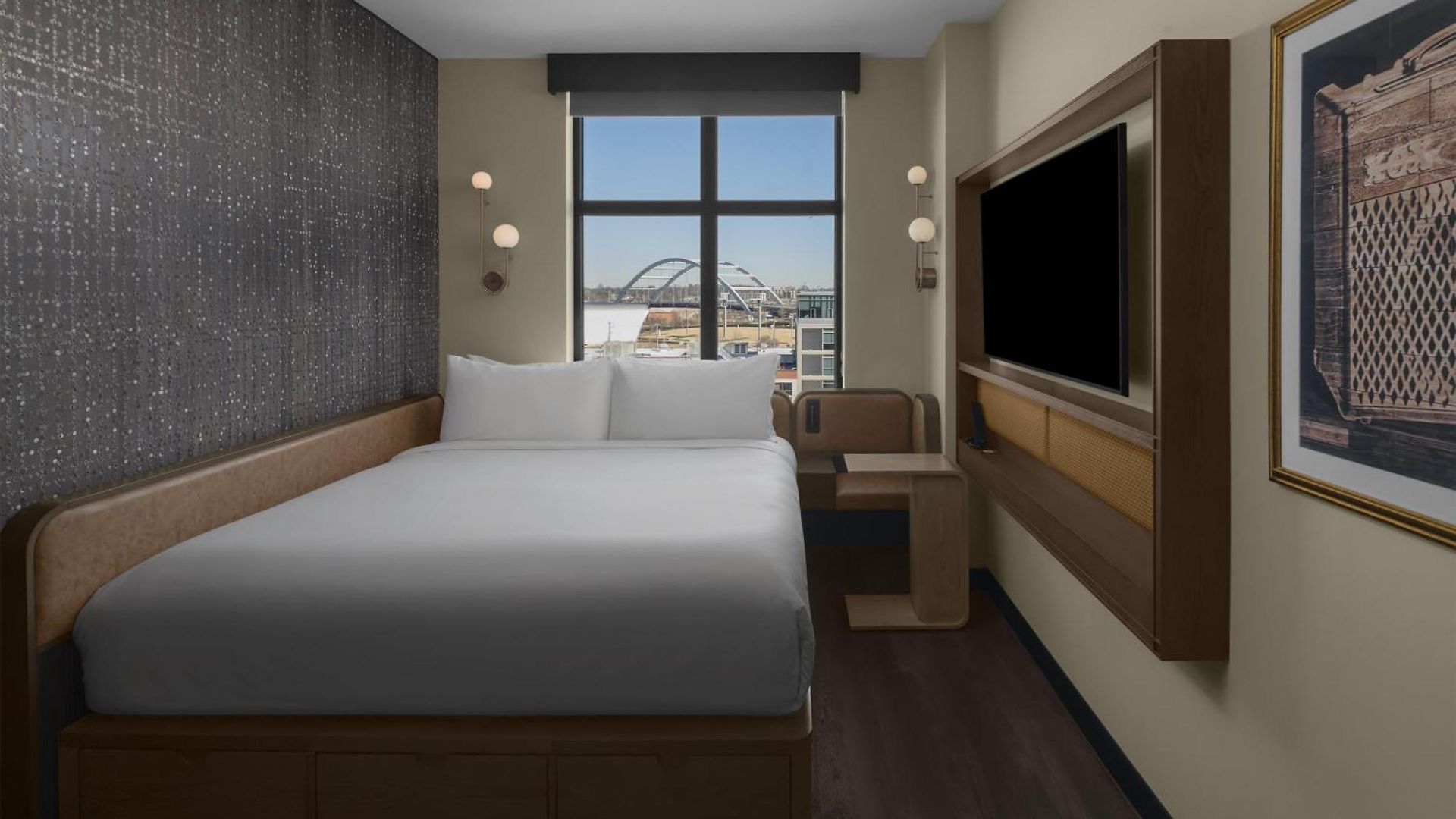 Hotel Motto By Hilton Downtown 4*