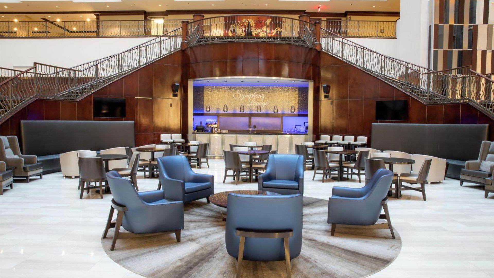 Hilton Downtown 4*