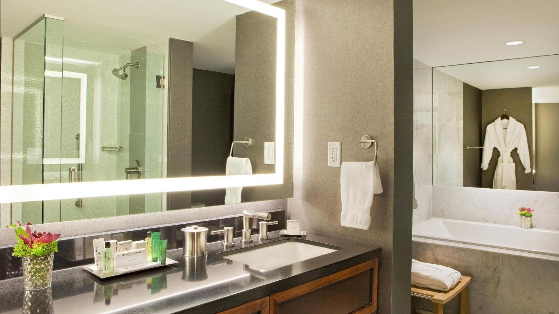 Hilton Downtown 4* Nashville