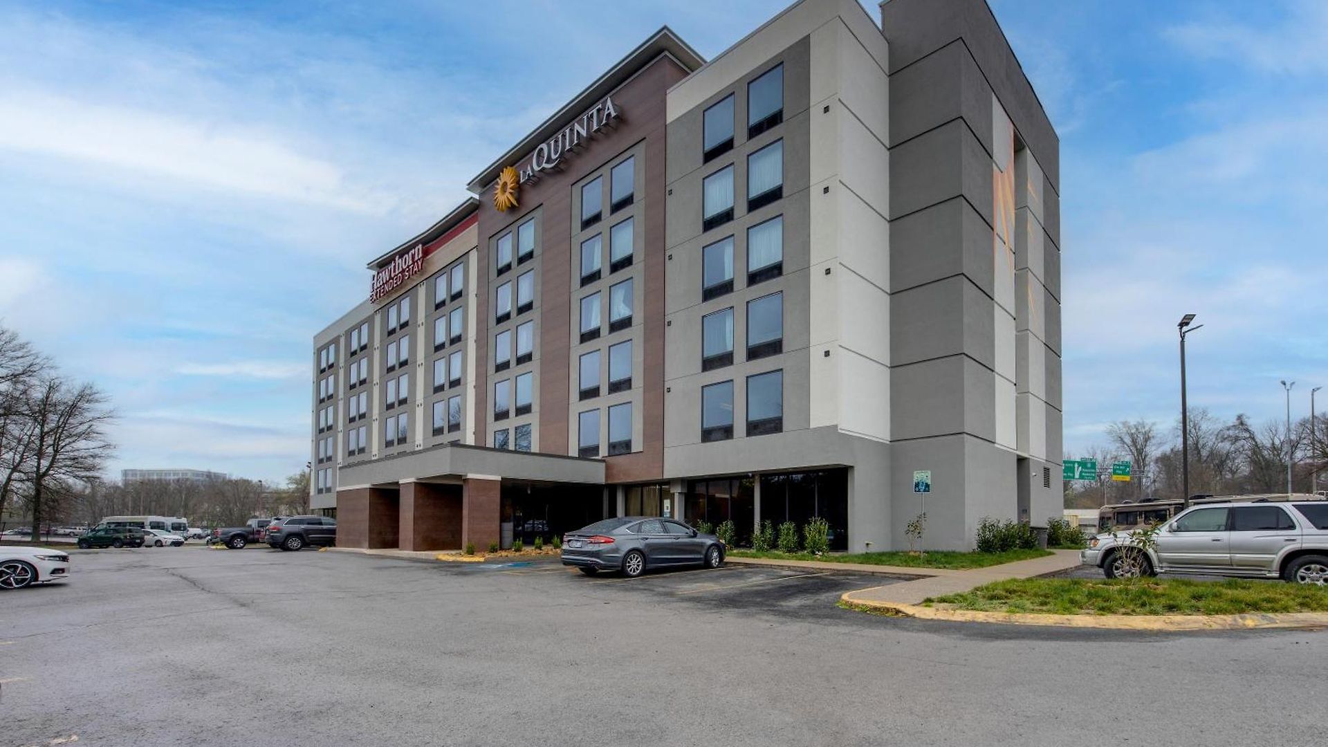 La Quinta By Wyndham Airport/opryland Hotel