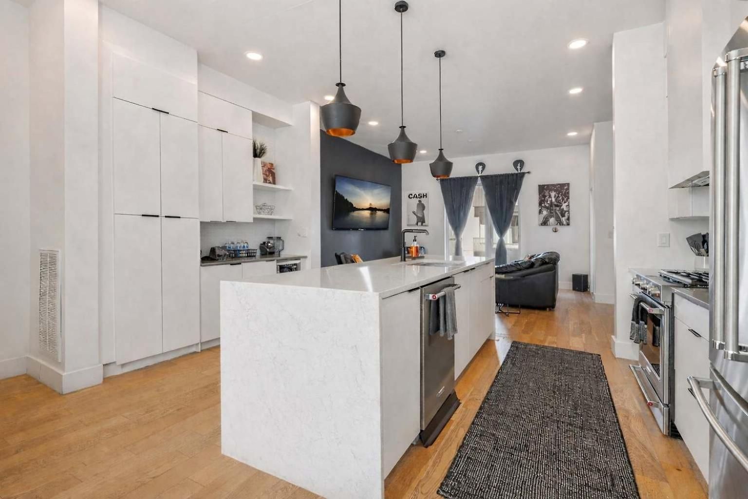 Charming Gulch Retreat - Skyline Perfection *