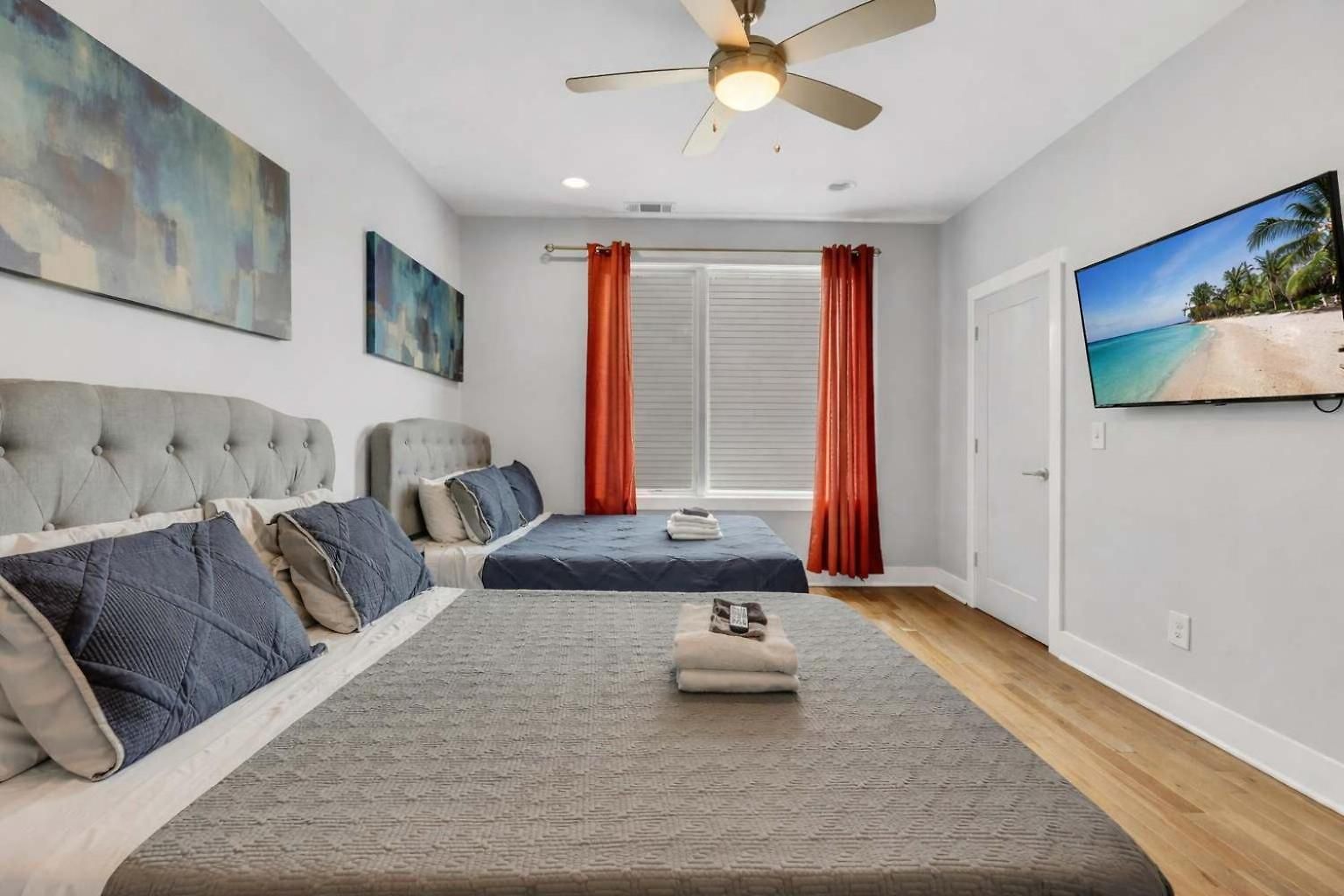 2 Miles To Lower Broadway-close To Honky Tonks Holiday home Nashville