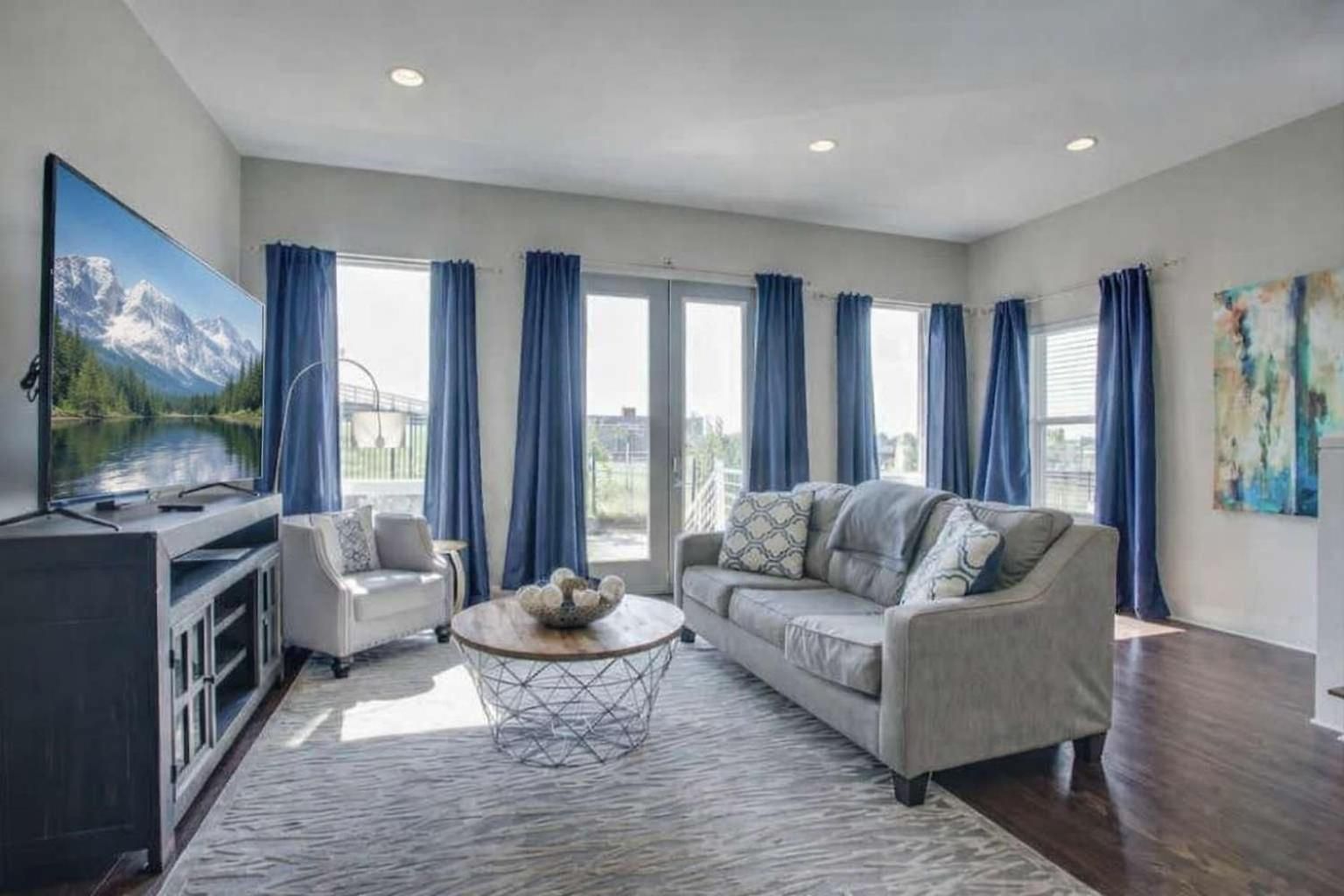 Holiday home Gorgeous Home-minutes To Lower Broadway Nashville