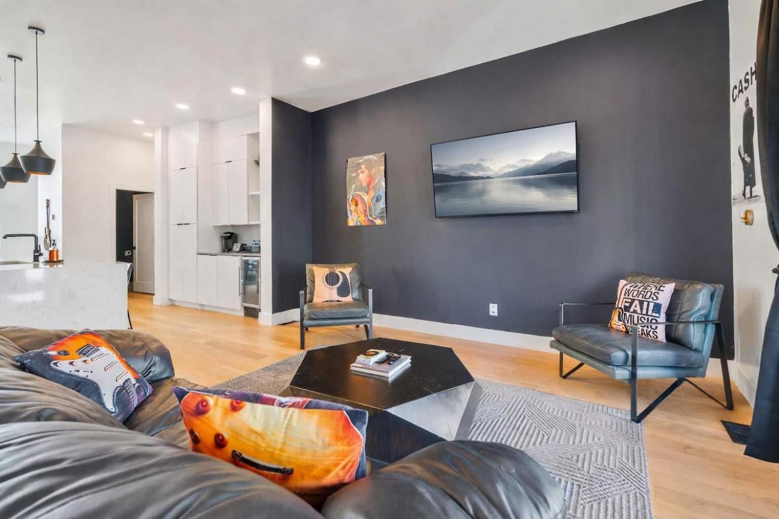 Charming Gulch Retreat - Skyline Perfection * Nashville