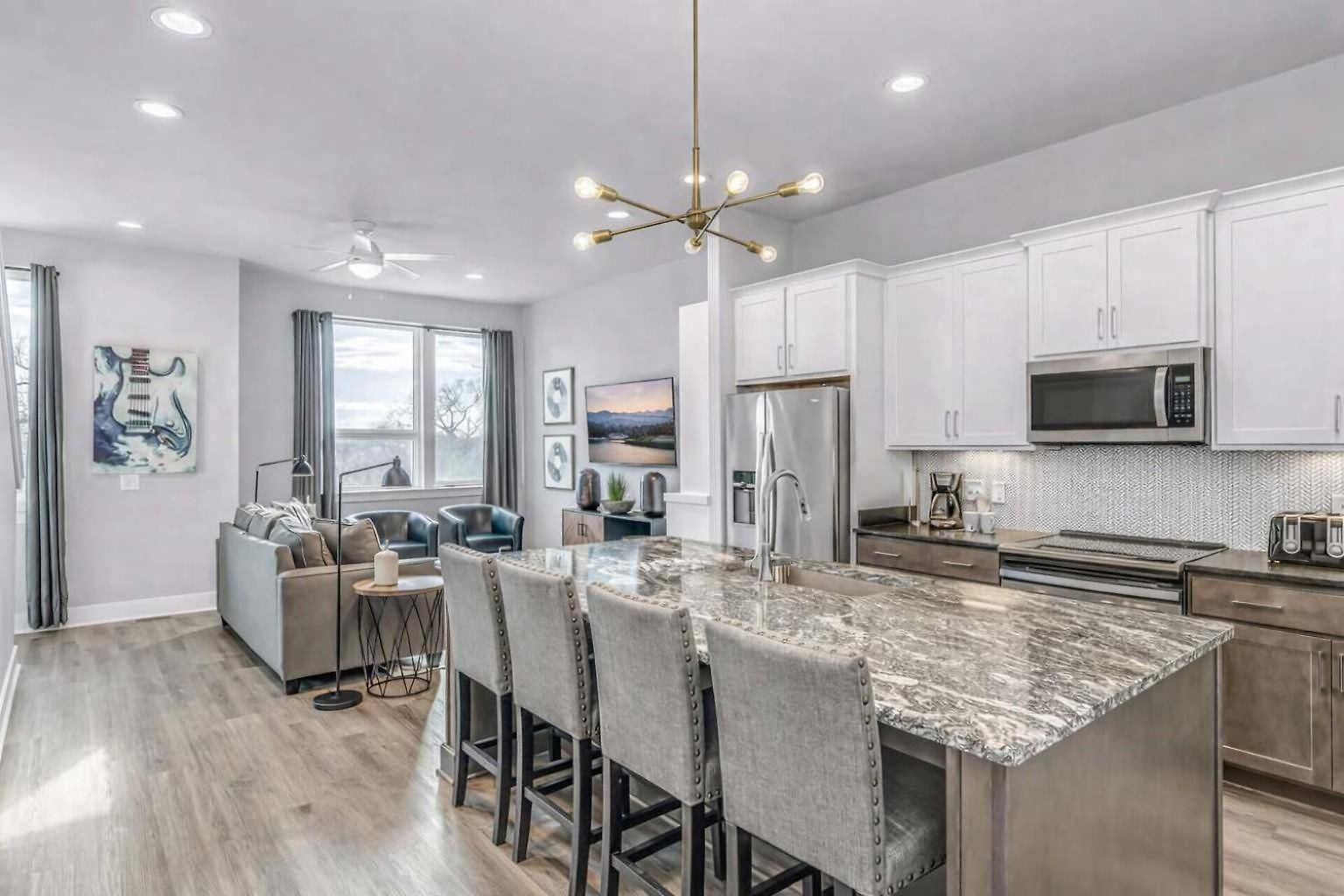 Spacious Nash For 12 Near Broadway Holiday home *