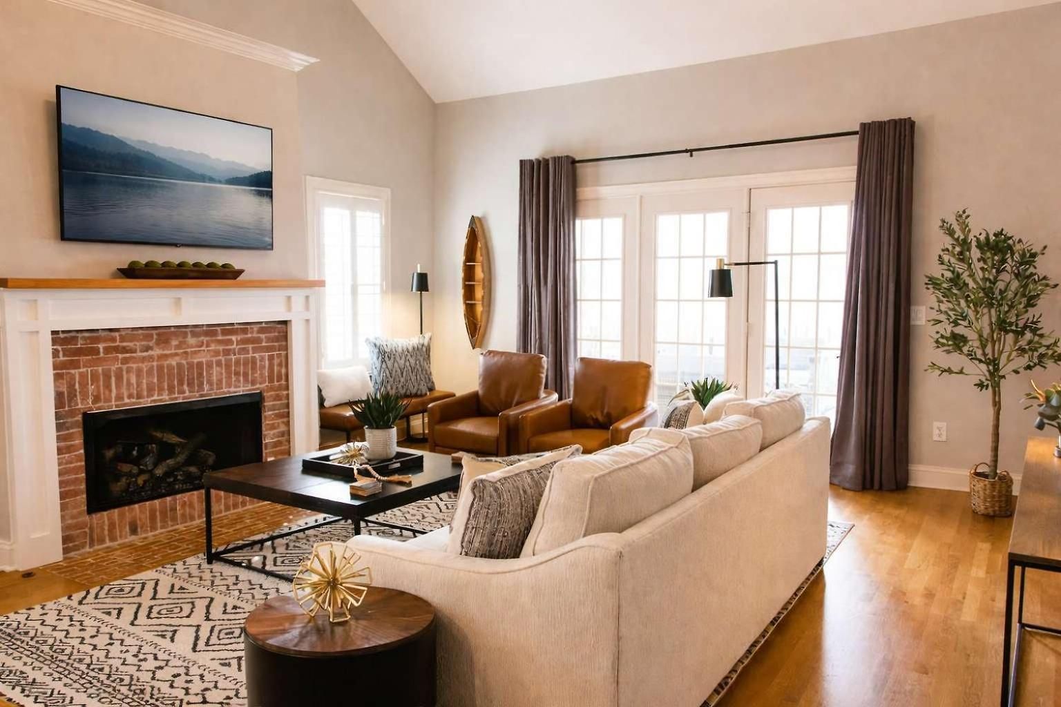 Sprawling Sylvan Park Estate Holiday home Nashville
