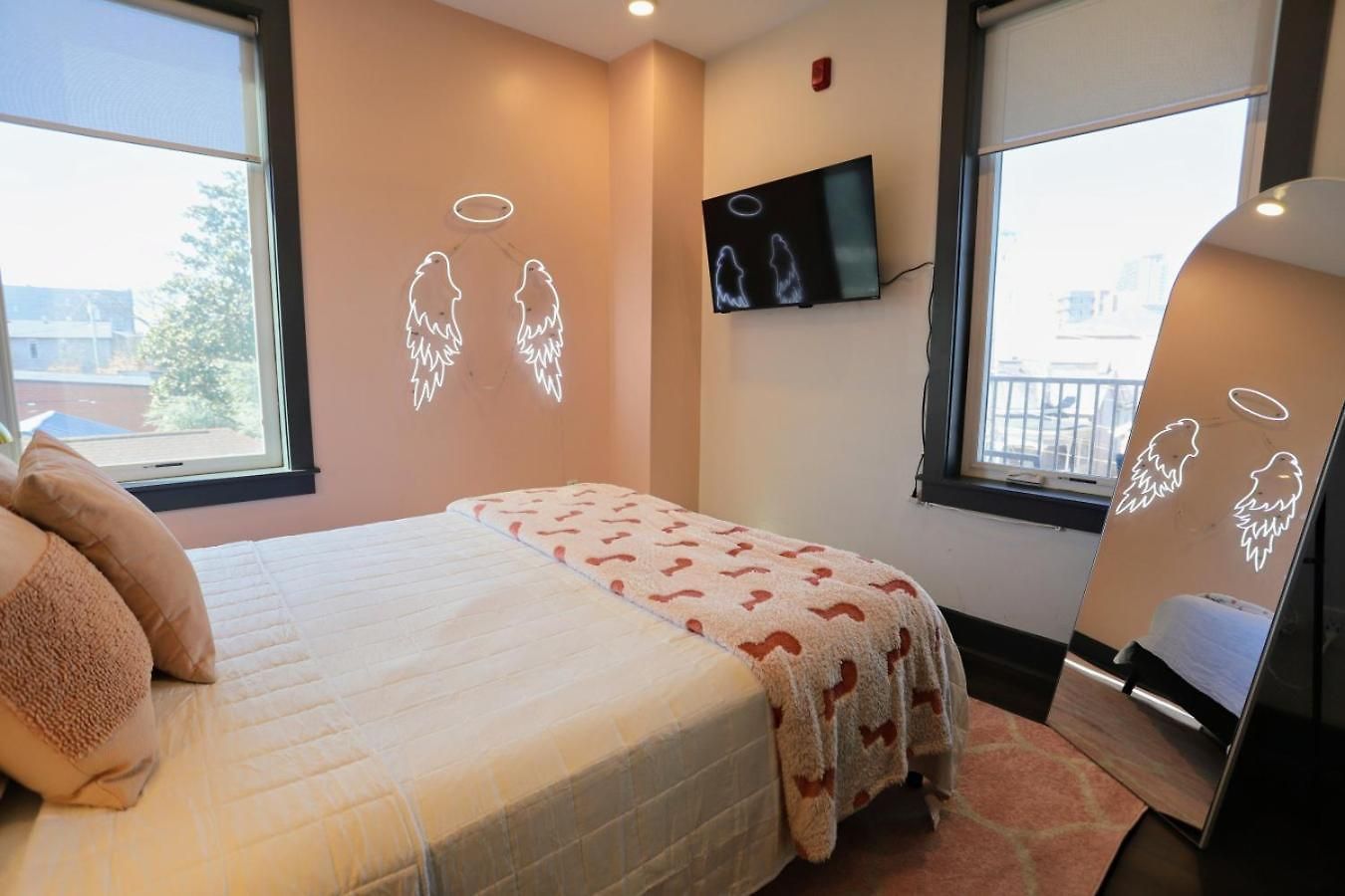 The Muse - Modern 2br With Private Balcony And Rooftop Access Nashville