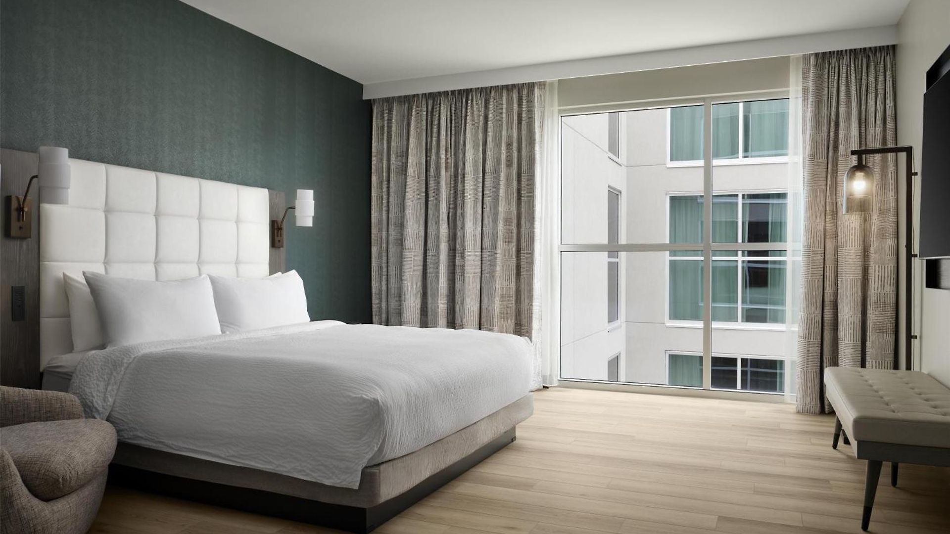 Hotel Tempo By Hilton Midtown Nashville