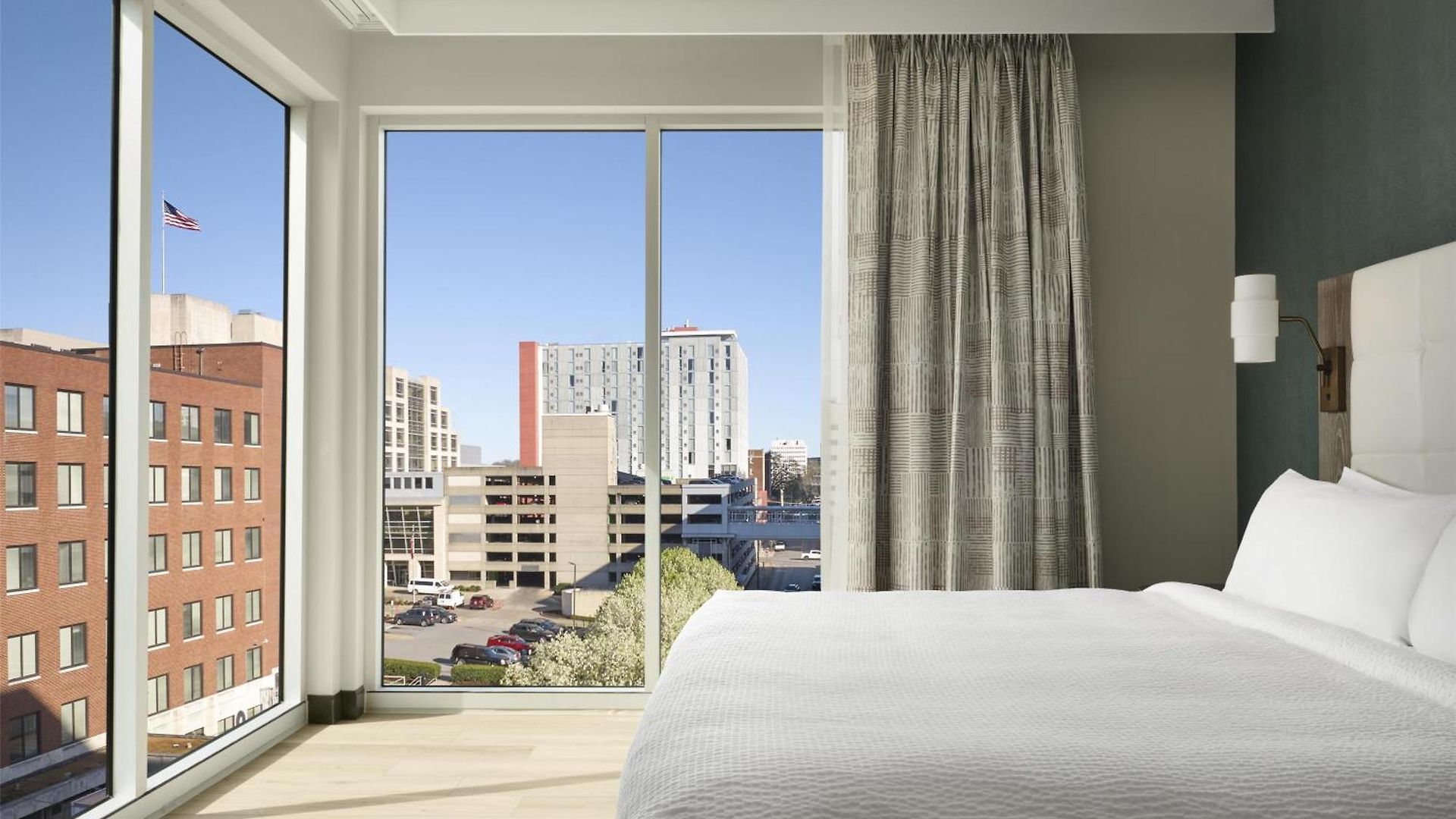Tempo By Hilton Midtown Hotel 3*
