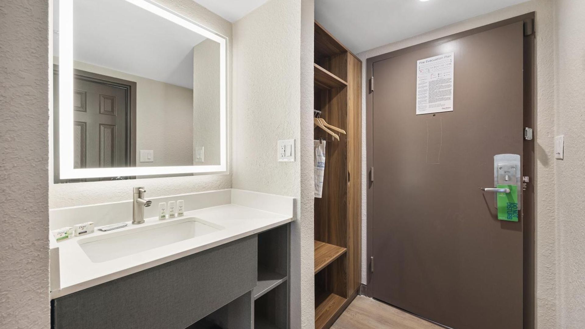 Hawthorn Extended By Wyndham Airport/opryland 3*