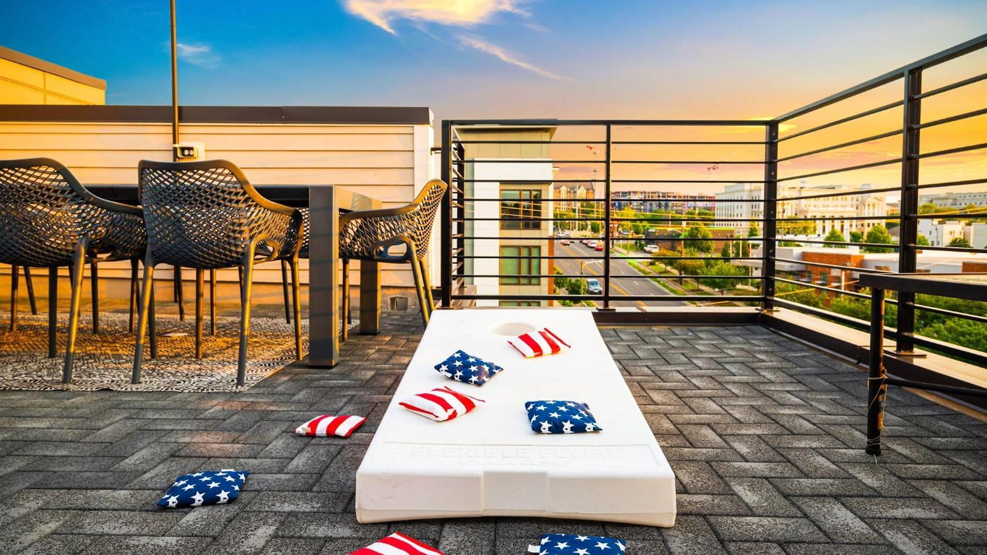 Argyle Rooftop Retreat Nashville