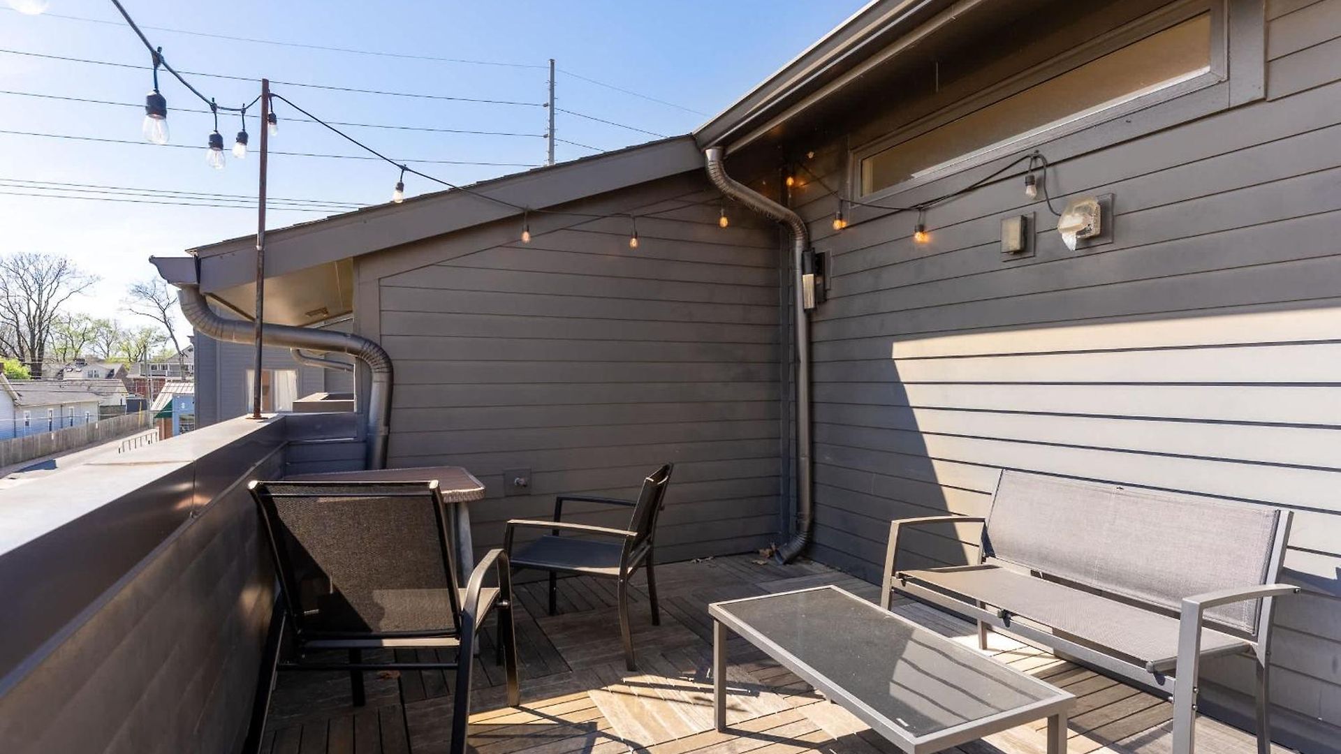 The Velvet Vinyl- Private Rooftop & Near Broadway Nashville