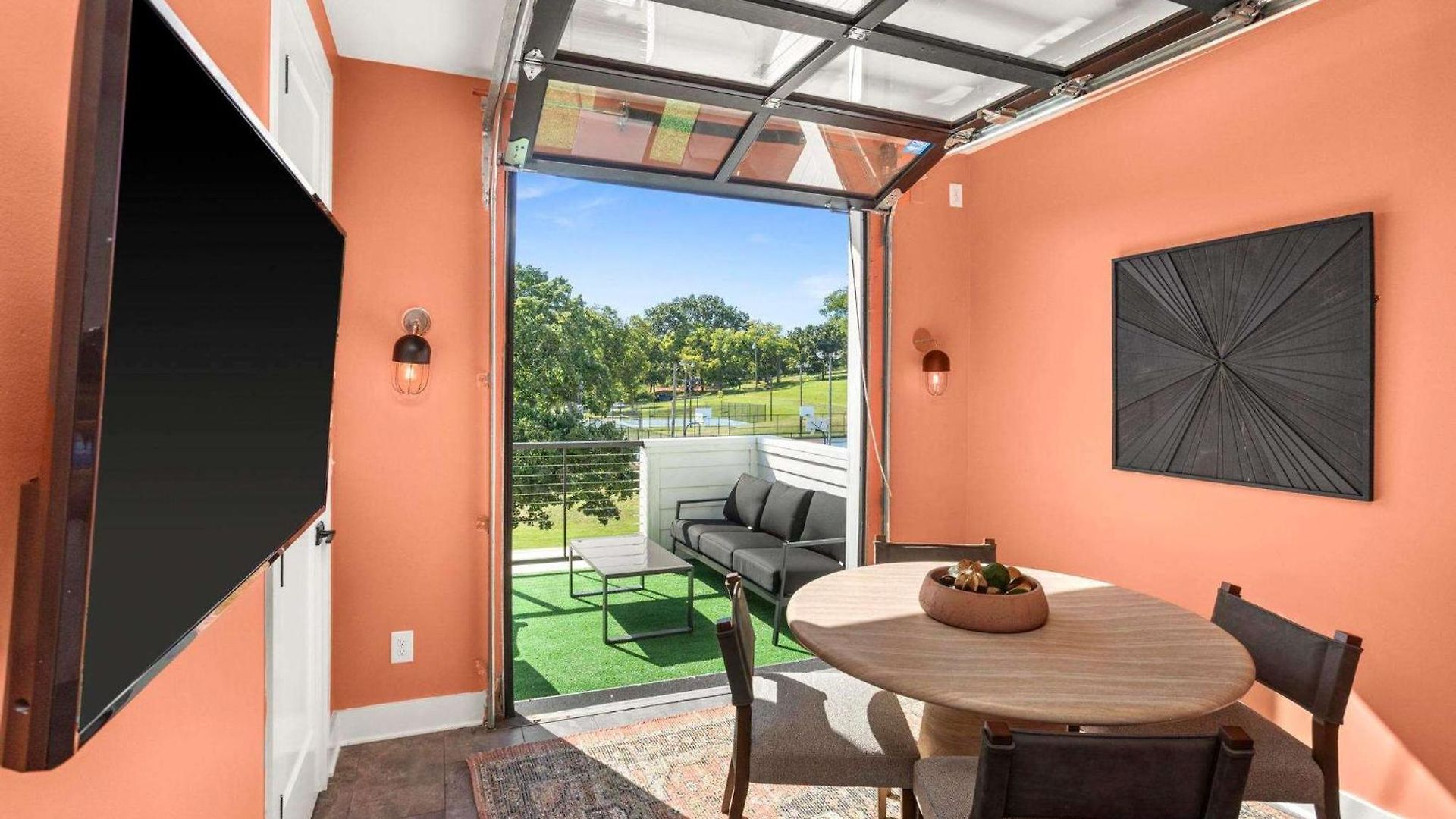 Prime Spot Minutes To 12 South Gulch & Broadway Holiday home Nashville