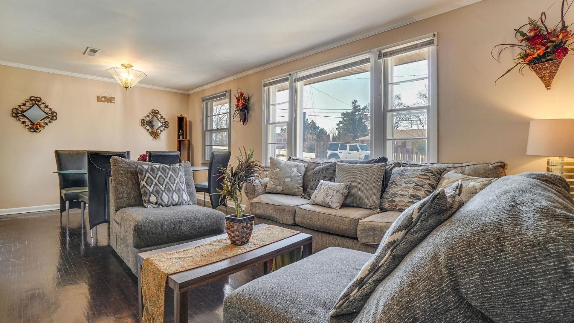 5 Mi To Broadway Fun! Group-ready Holiday home *