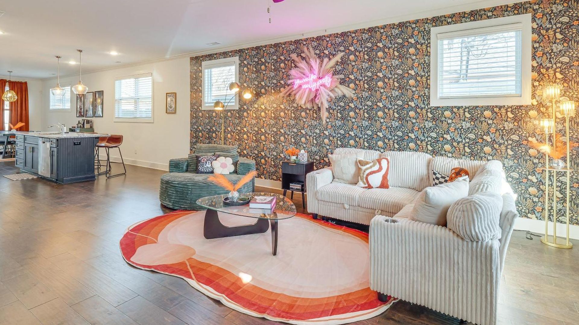 Retro Disco Haven Near Downtown Nash! Nashville