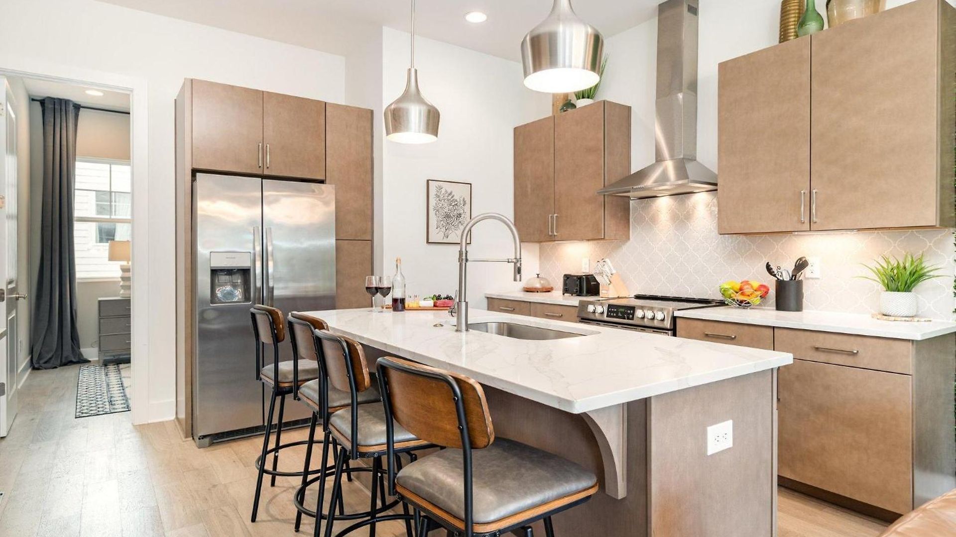 Outlaw-rooftop Patio & Game Room-mins To Broadway *
