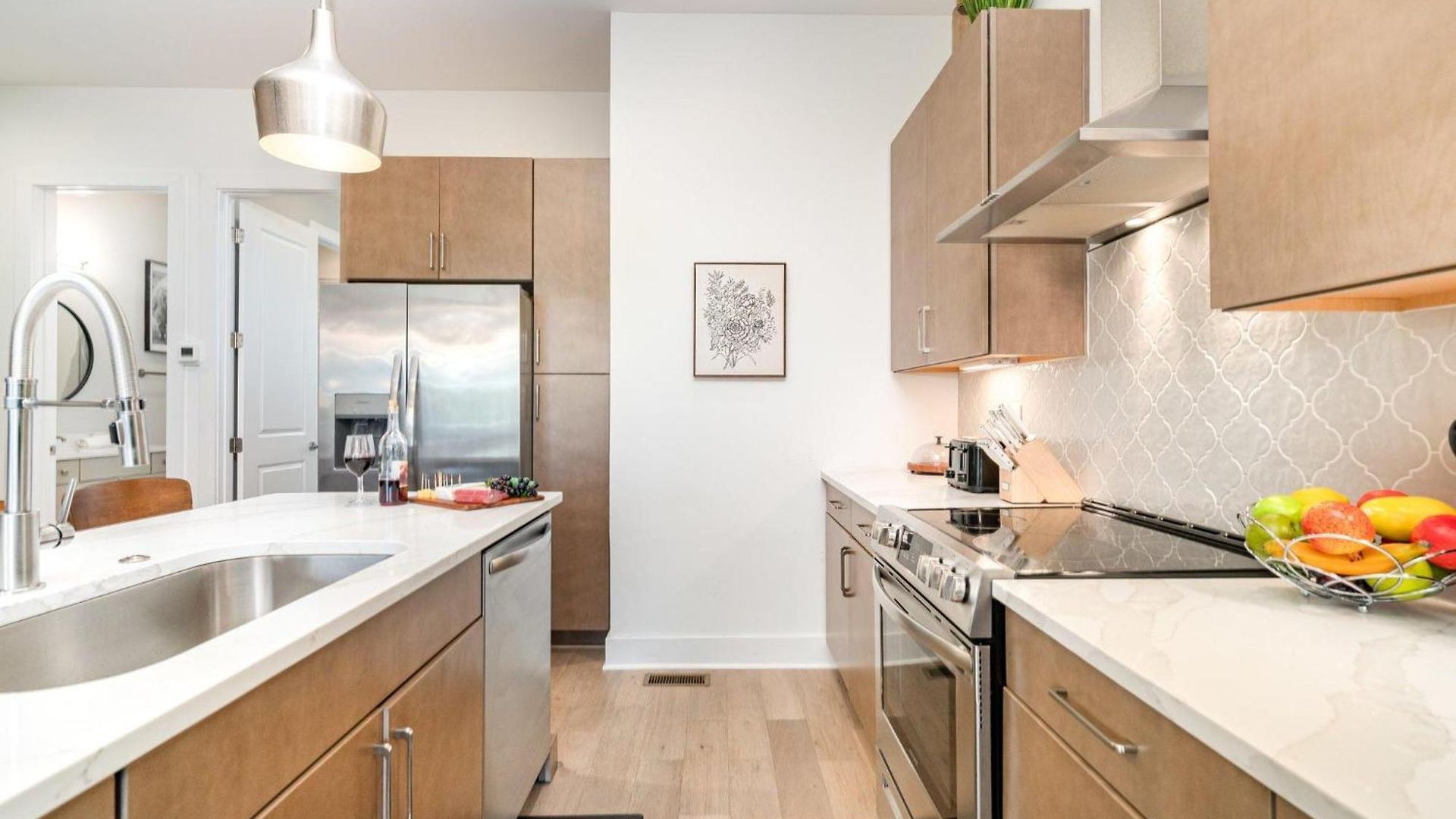 Holiday home Outlaw-rooftop Patio & Game Room-mins To Broadway