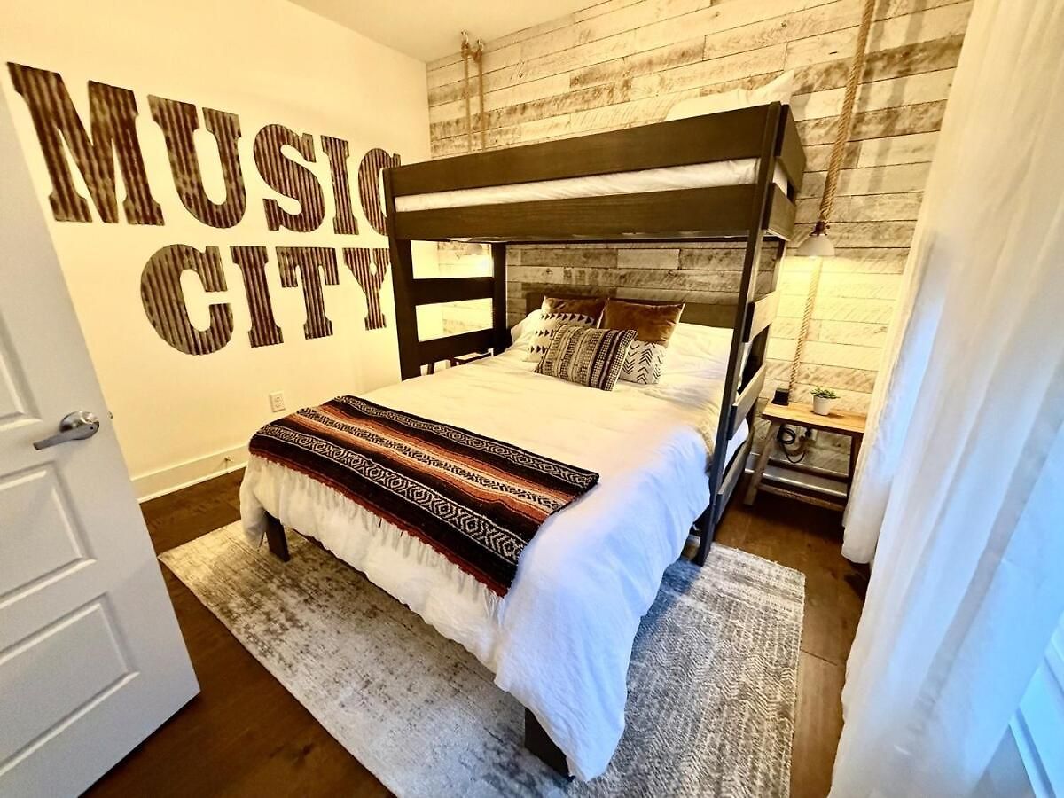Holiday home Honkytonk Vibe In East - Close To Broadway Nashville