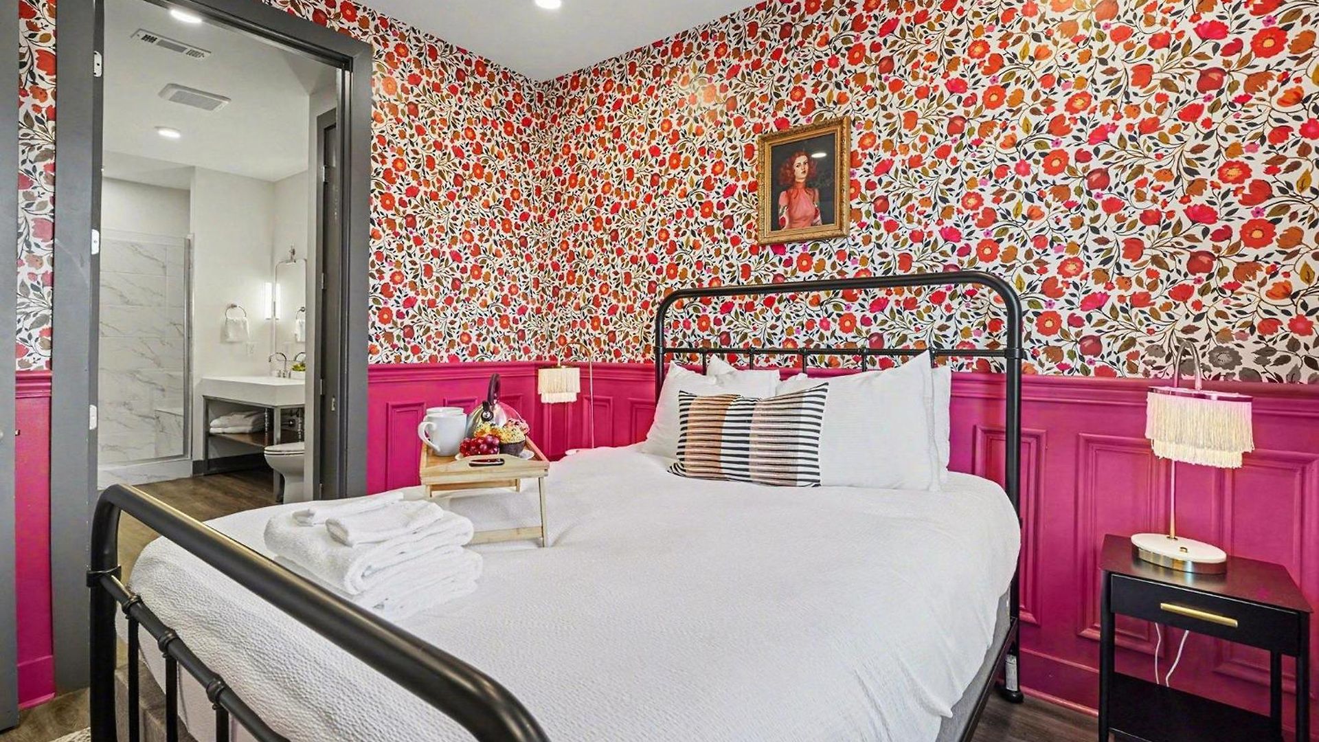 Petal & Palm-rooftop Patio & Gym-mins To Broadway Nashville