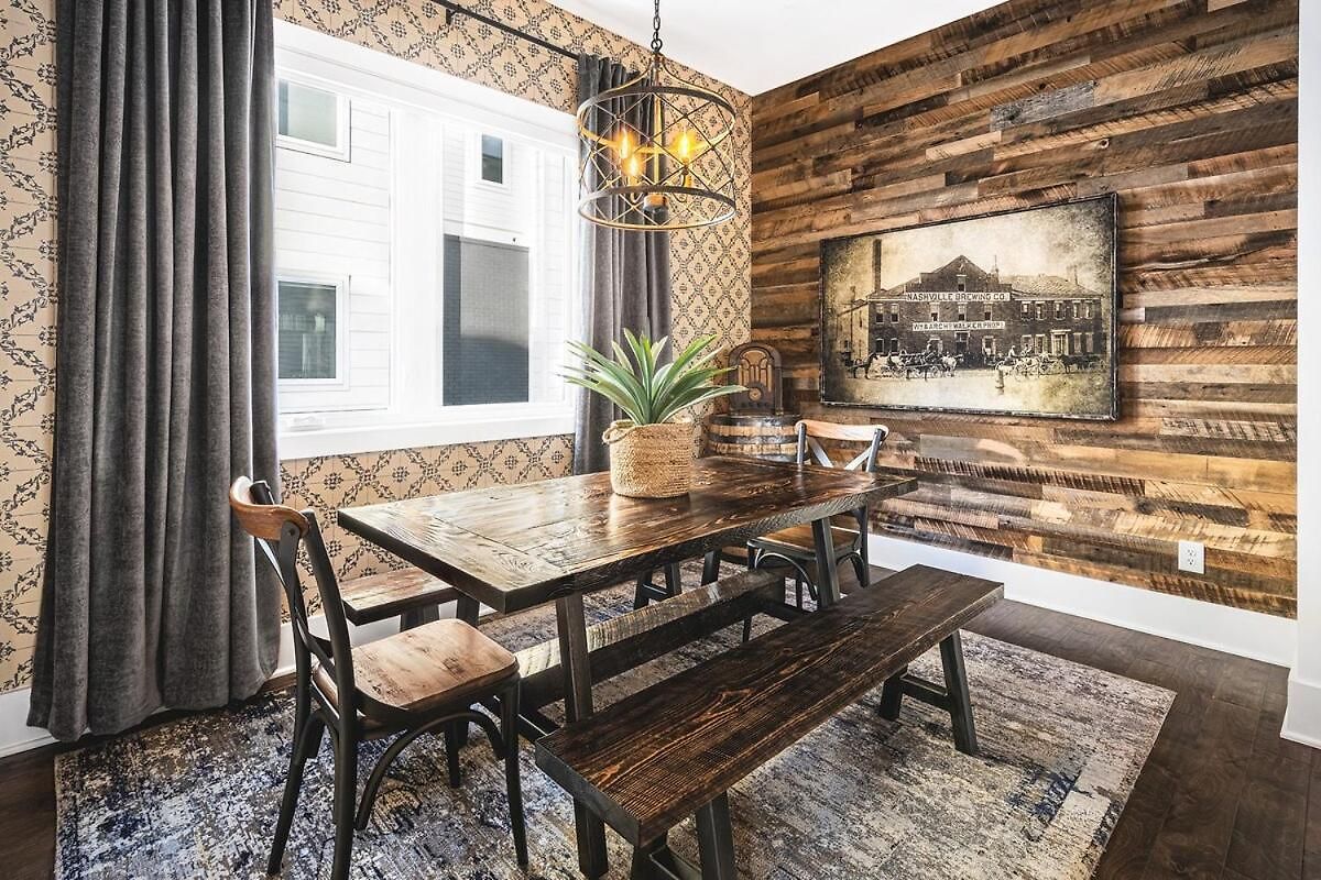 Holiday home Honkytonk Vibe In East - Close To Broadway *