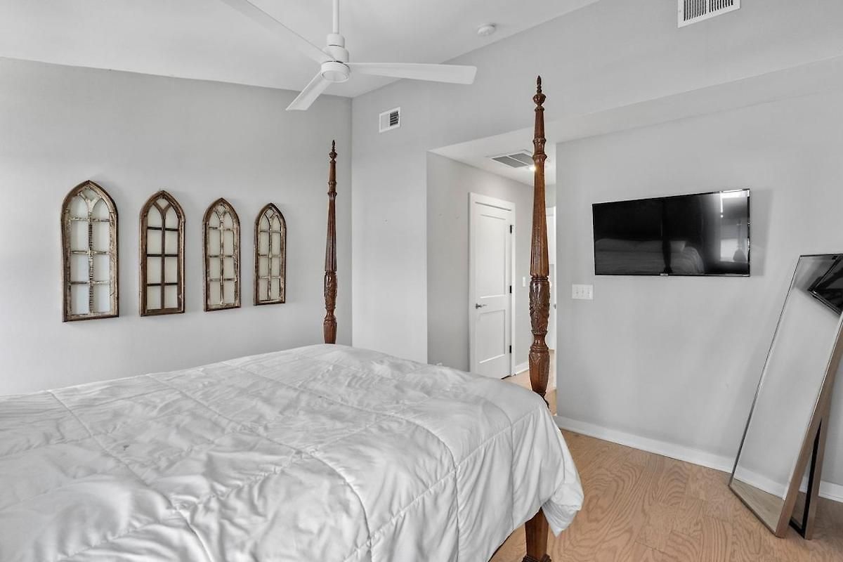 Lucky 7 - Hip East Nash Townhouse & Rooftop Deck Nashville