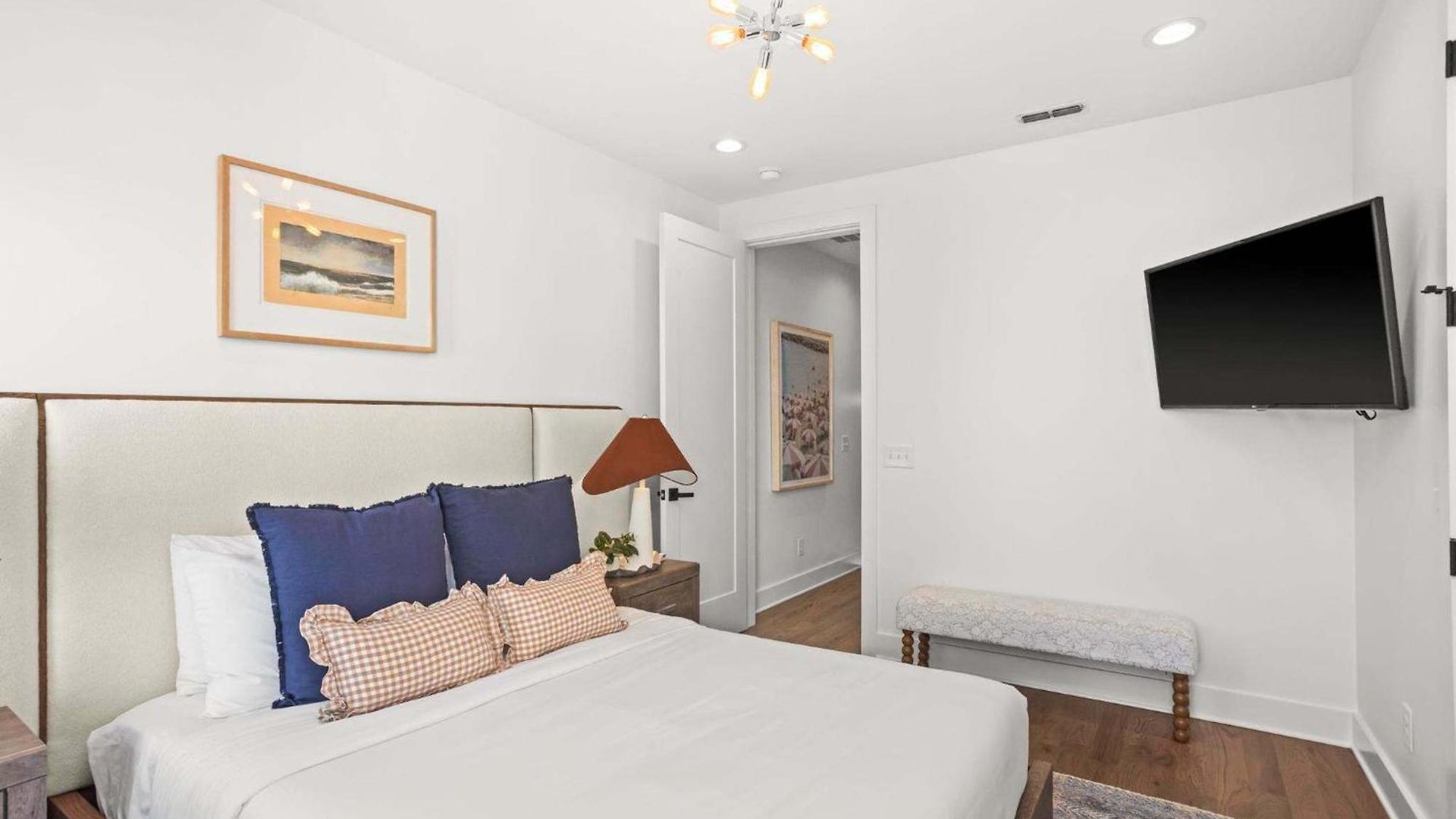 8th Ave South Gem Fabulous For Groups Of 12 Holiday home