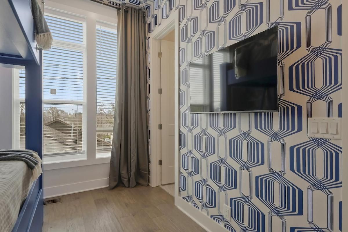 Music Mansion! 2mi To Broadway, 12 Beds Holiday home