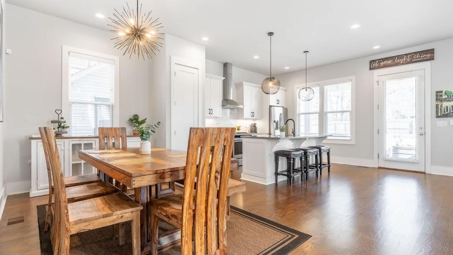 The Brightside Retreat - East Nash Balcony Views Holiday home Nashville