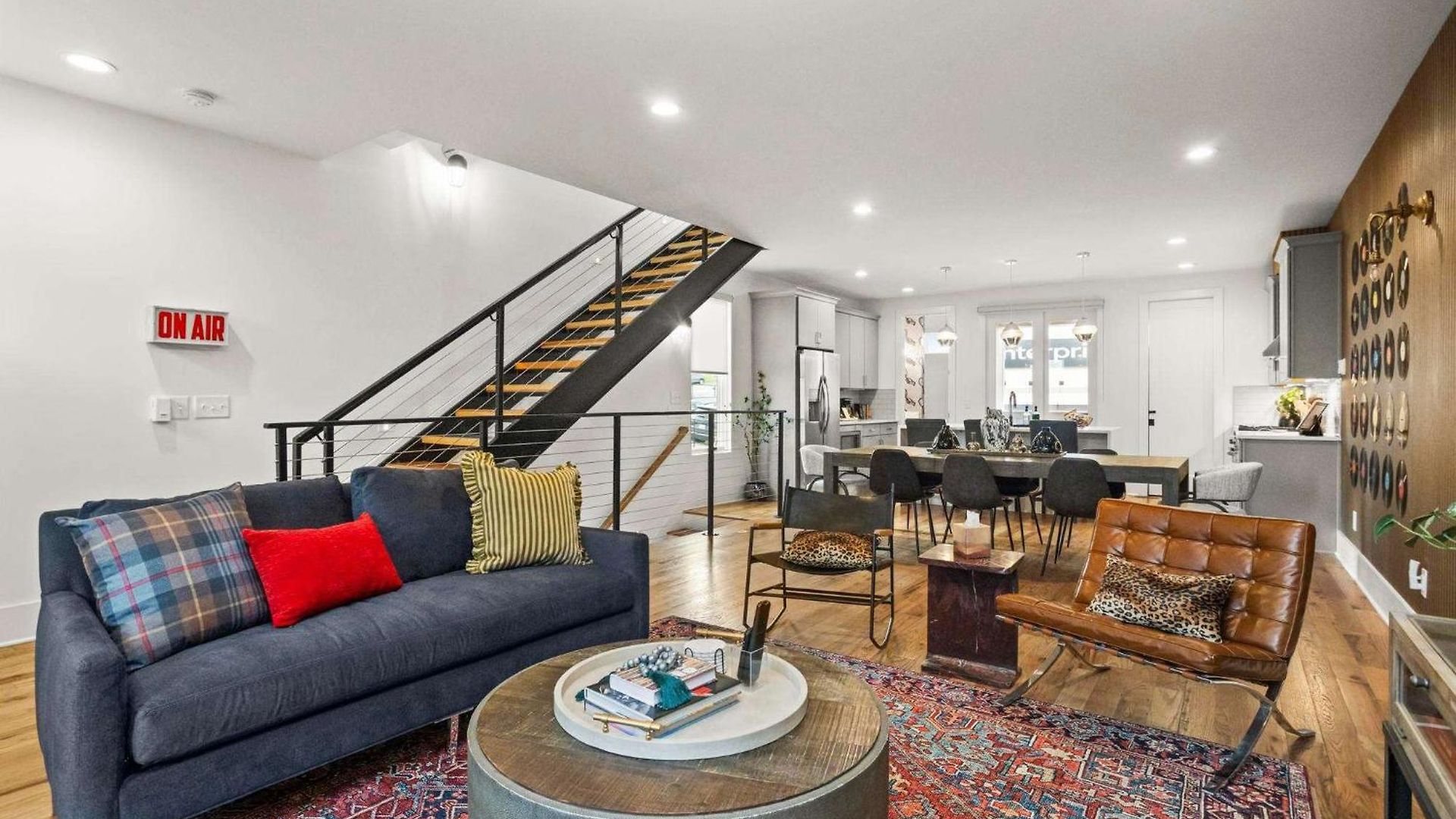 Great Location Near Gulch 12 South & Broadway Holiday home