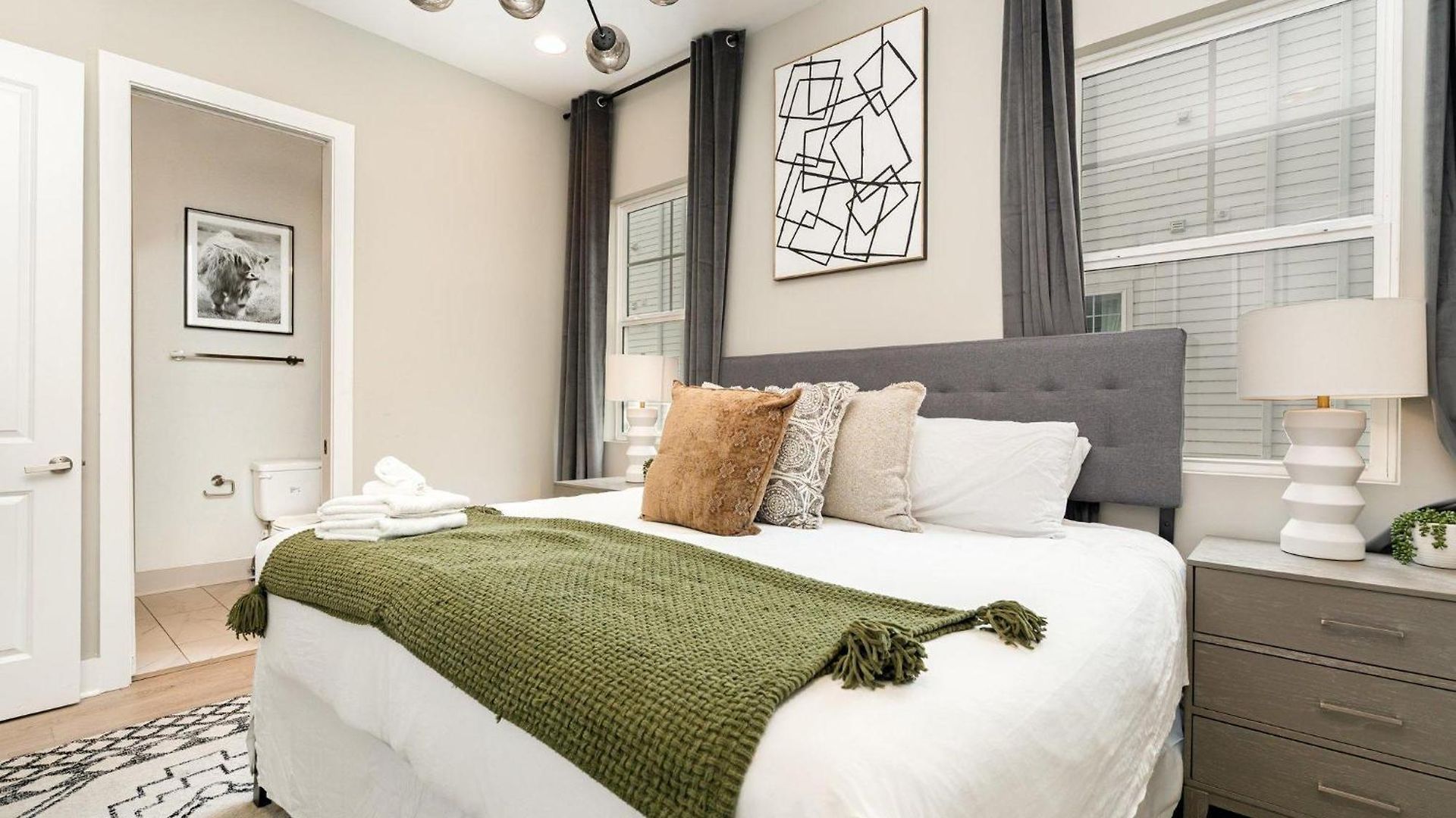 Holiday home Outlaw-rooftop Patio & Game Room-mins To Broadway Nashville