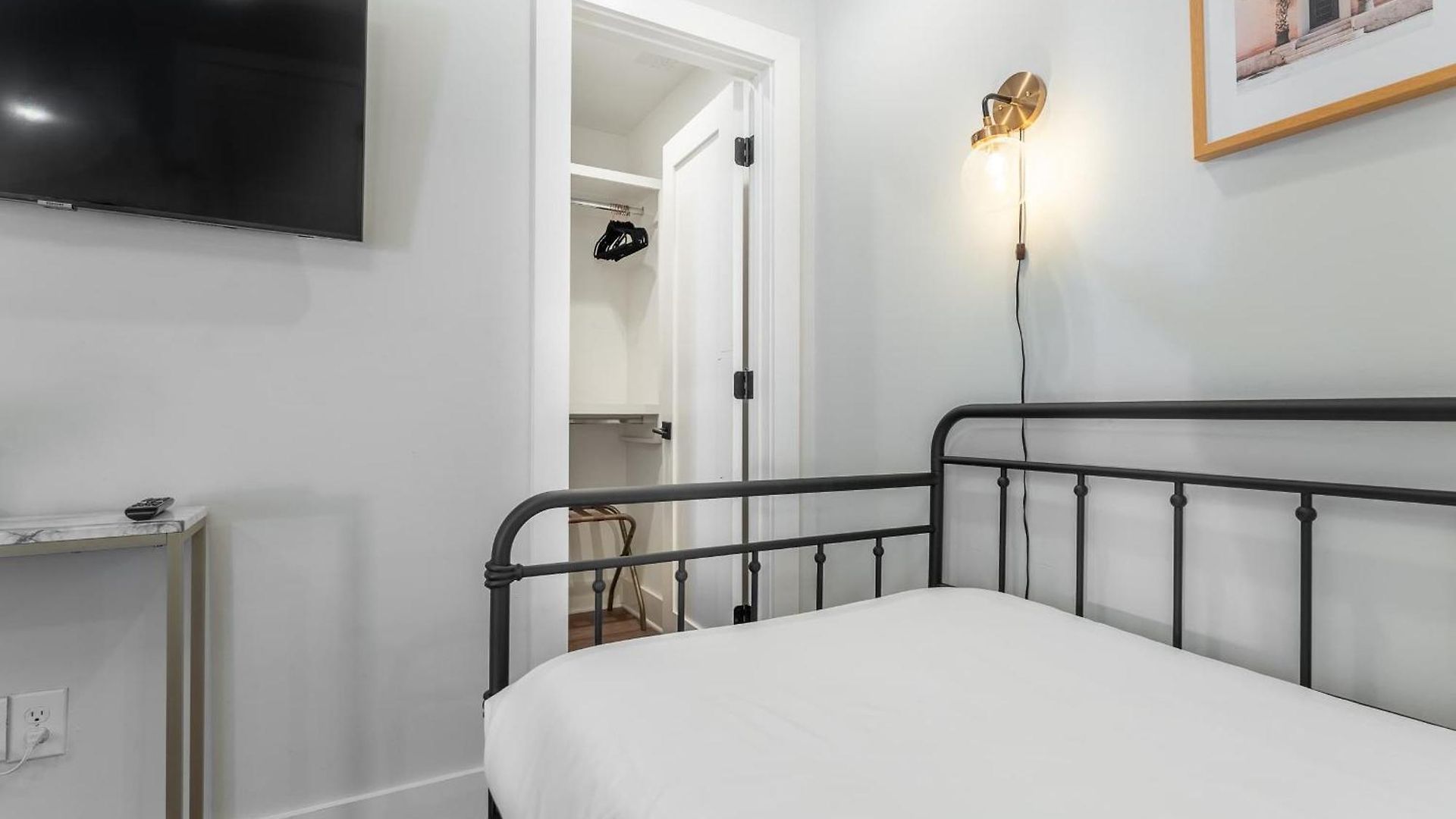 Holiday home The Velvet Vinyl- Private Rooftop & Near Broadway Nashville