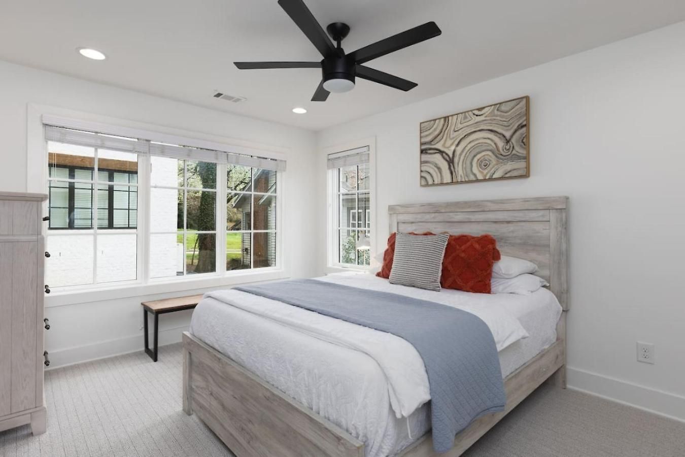 Townhome With Rooftop Garage Pool Table By Belmont And Vanderbilt Nashville