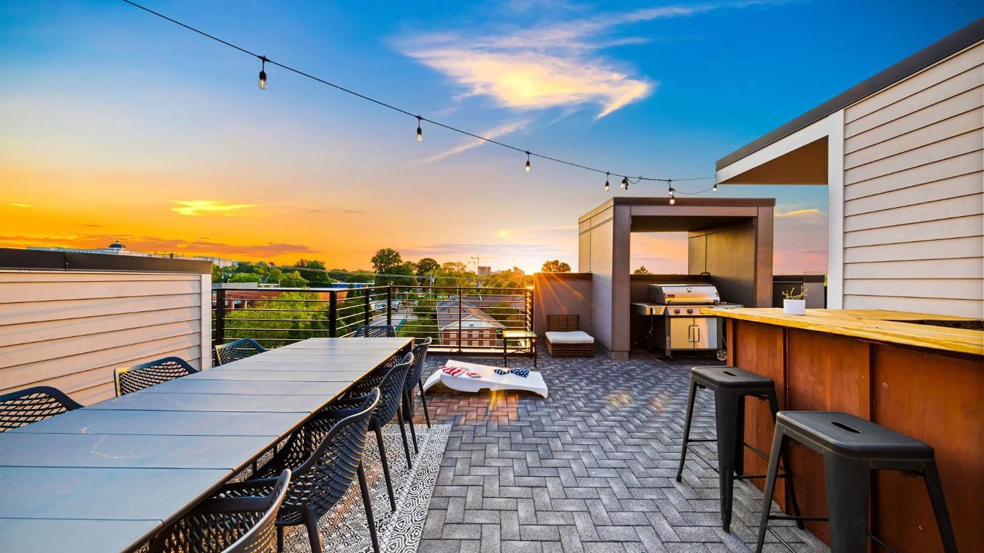 Argyle Rooftop Retreat * Nashville