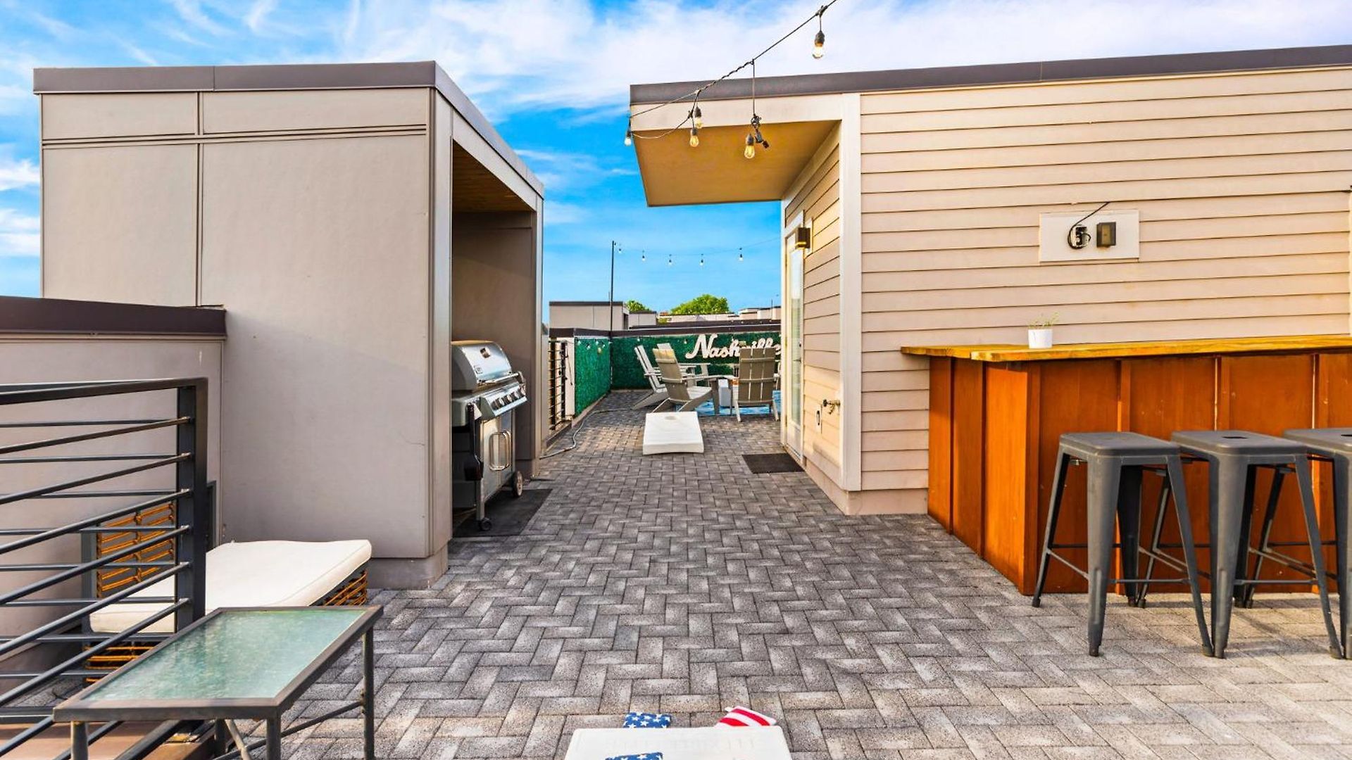 Argyle Rooftop Retreat *