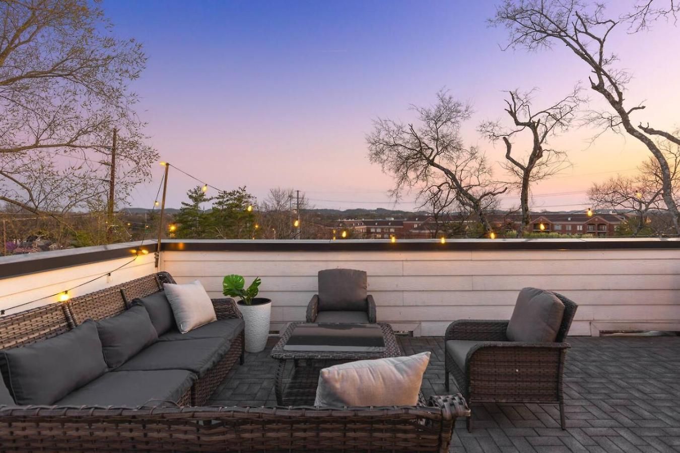Townhome With Rooftop Garage Pool Table By Belmont And Vanderbilt *